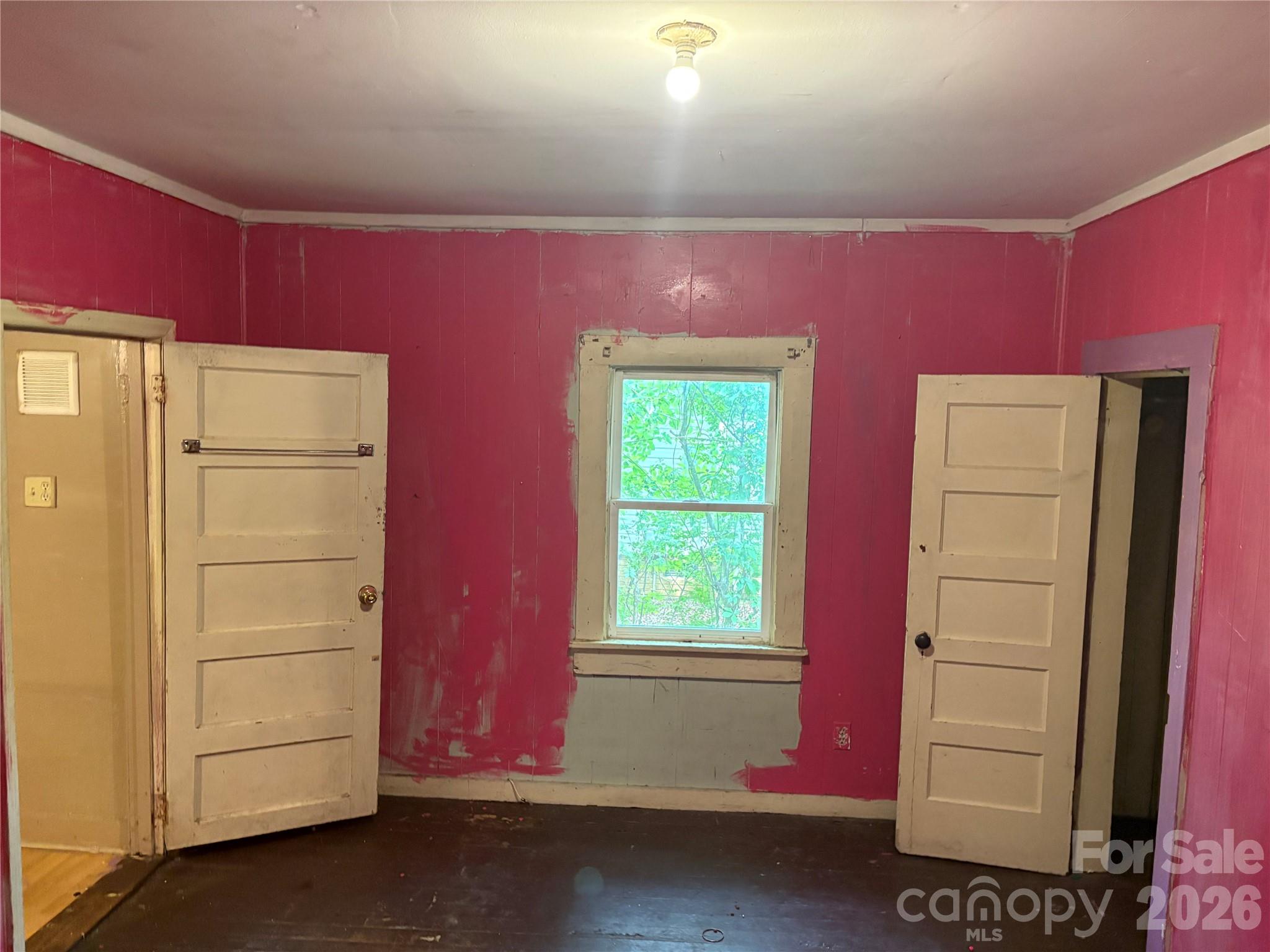 207 Maple Street Property Photo 6