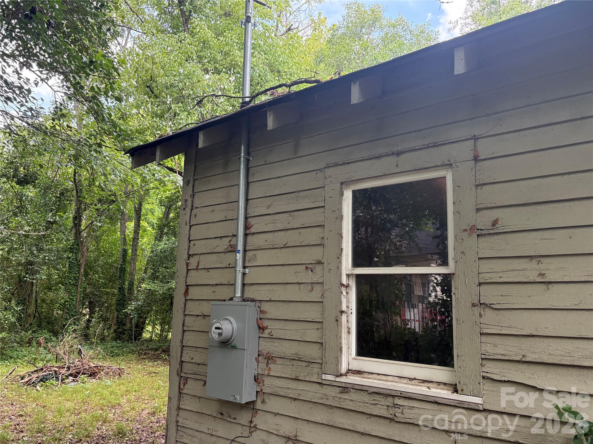 207 Maple Street Property Photo 8