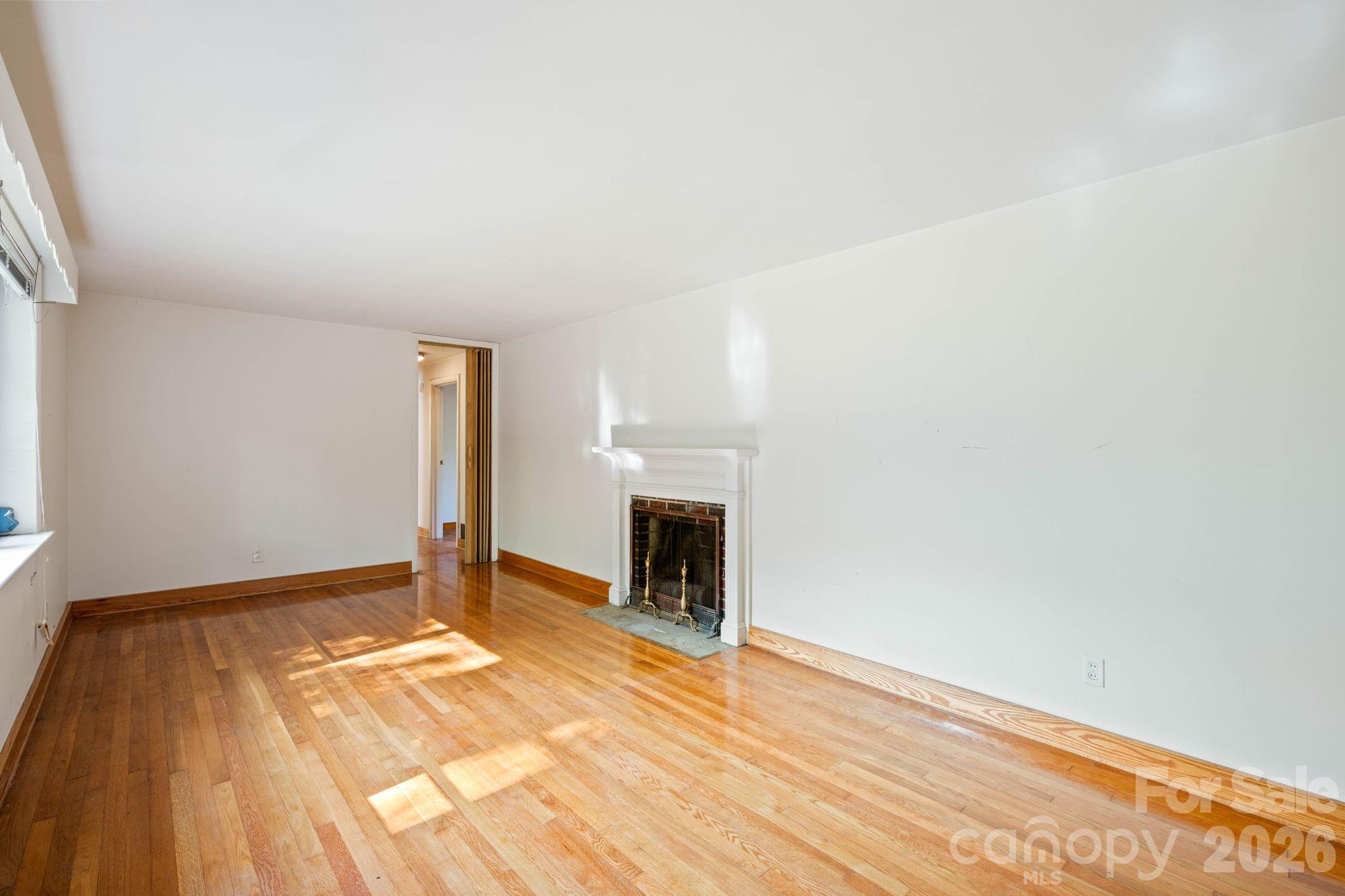 811 Katherine Avenue Property Photo 7