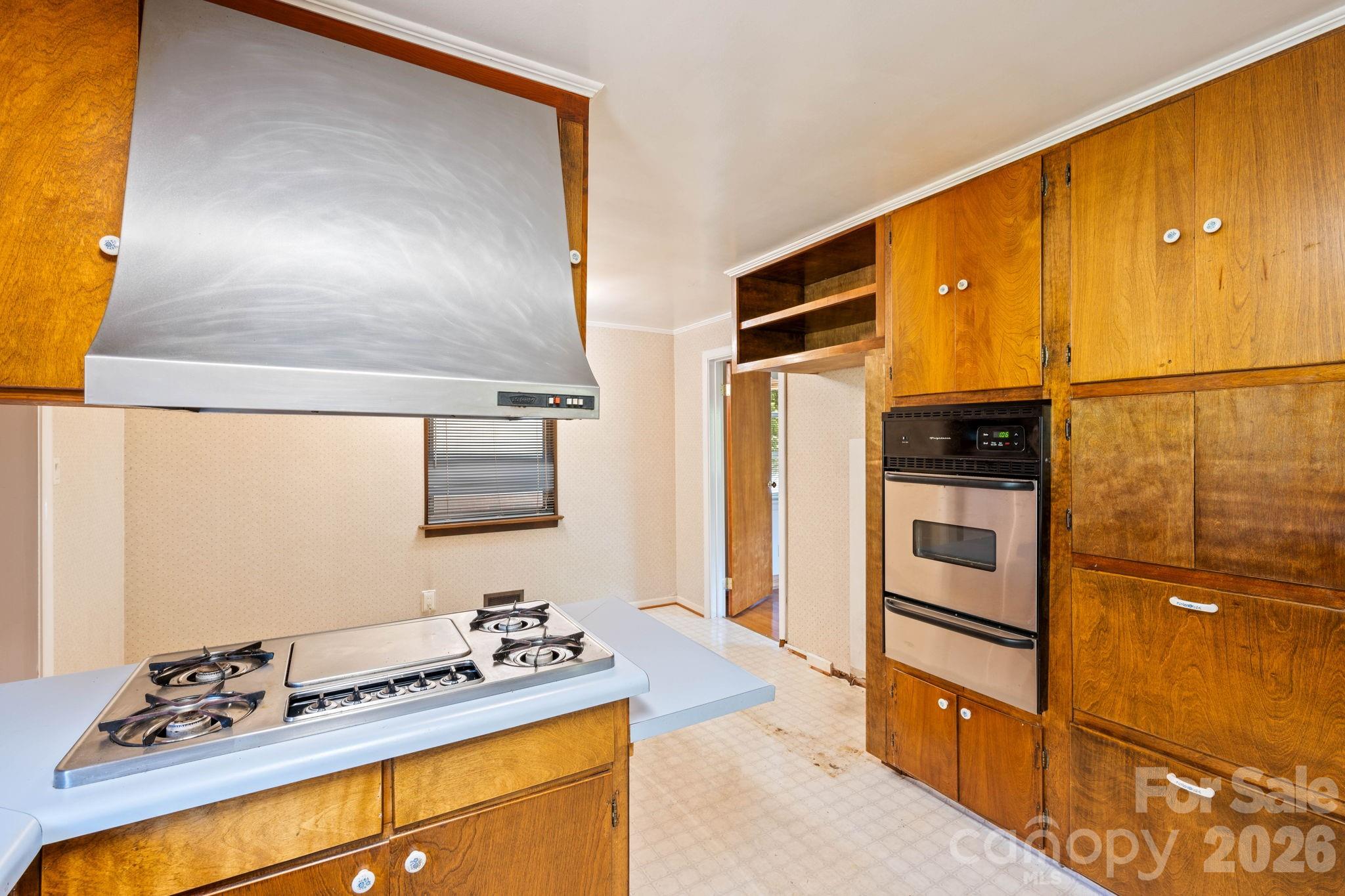 811 Katherine Avenue Property Photo 11