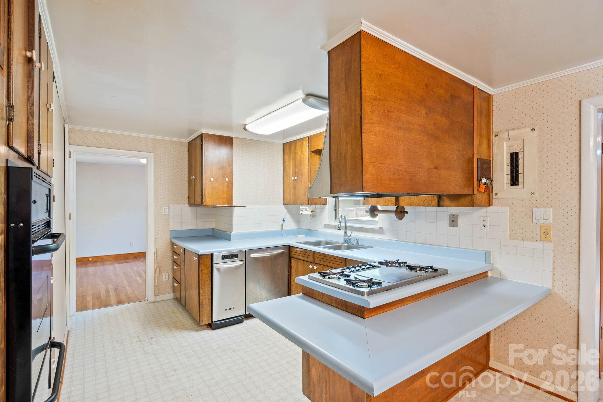 811 Katherine Avenue Property Photo 13