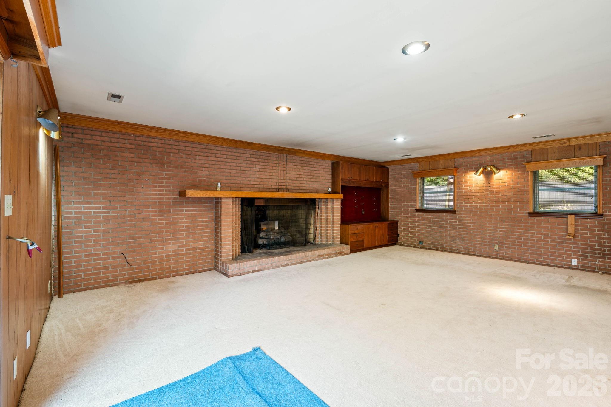 811 Katherine Avenue Property Photo 21