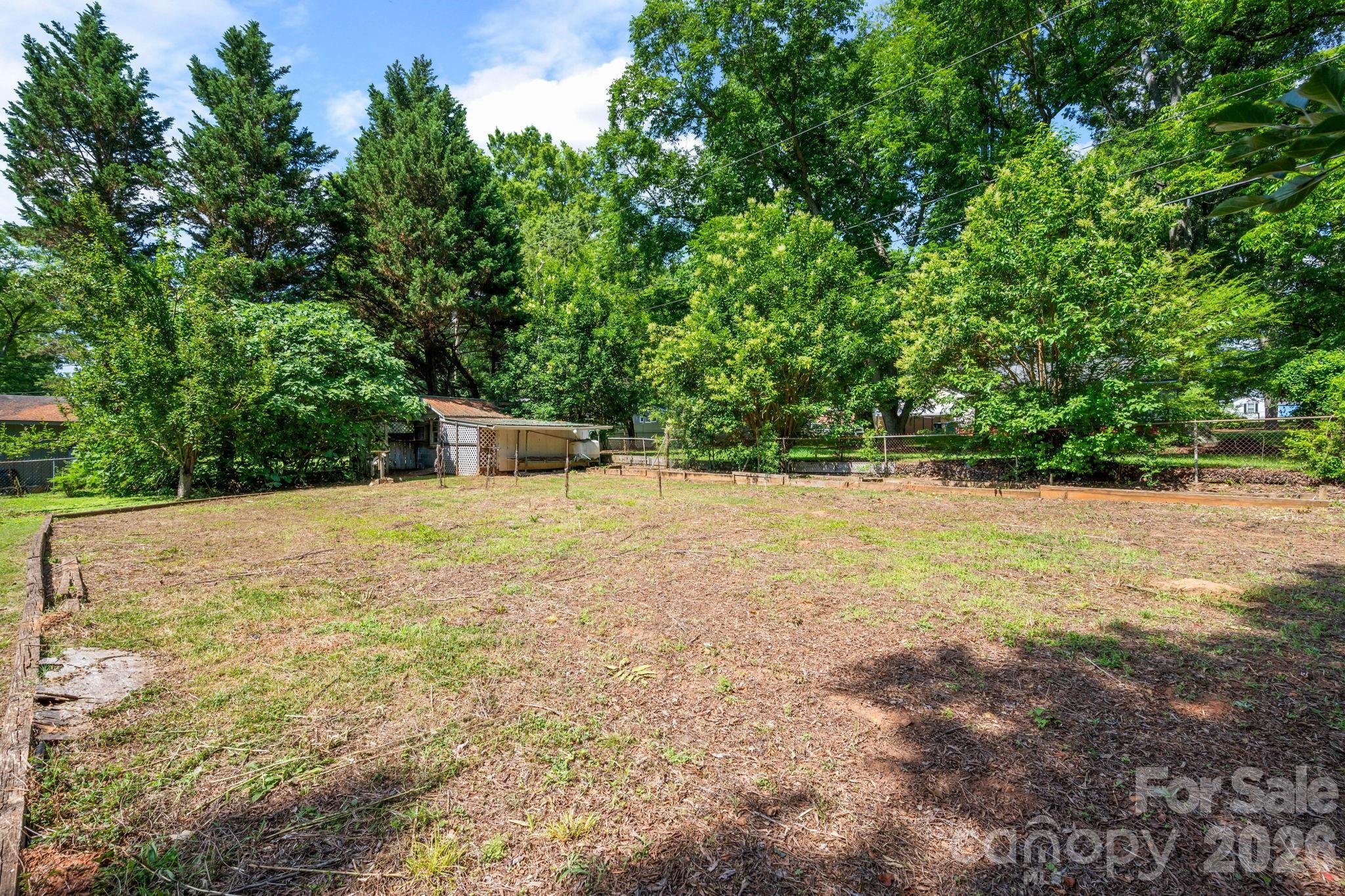 811 Katherine Avenue Property Photo 30