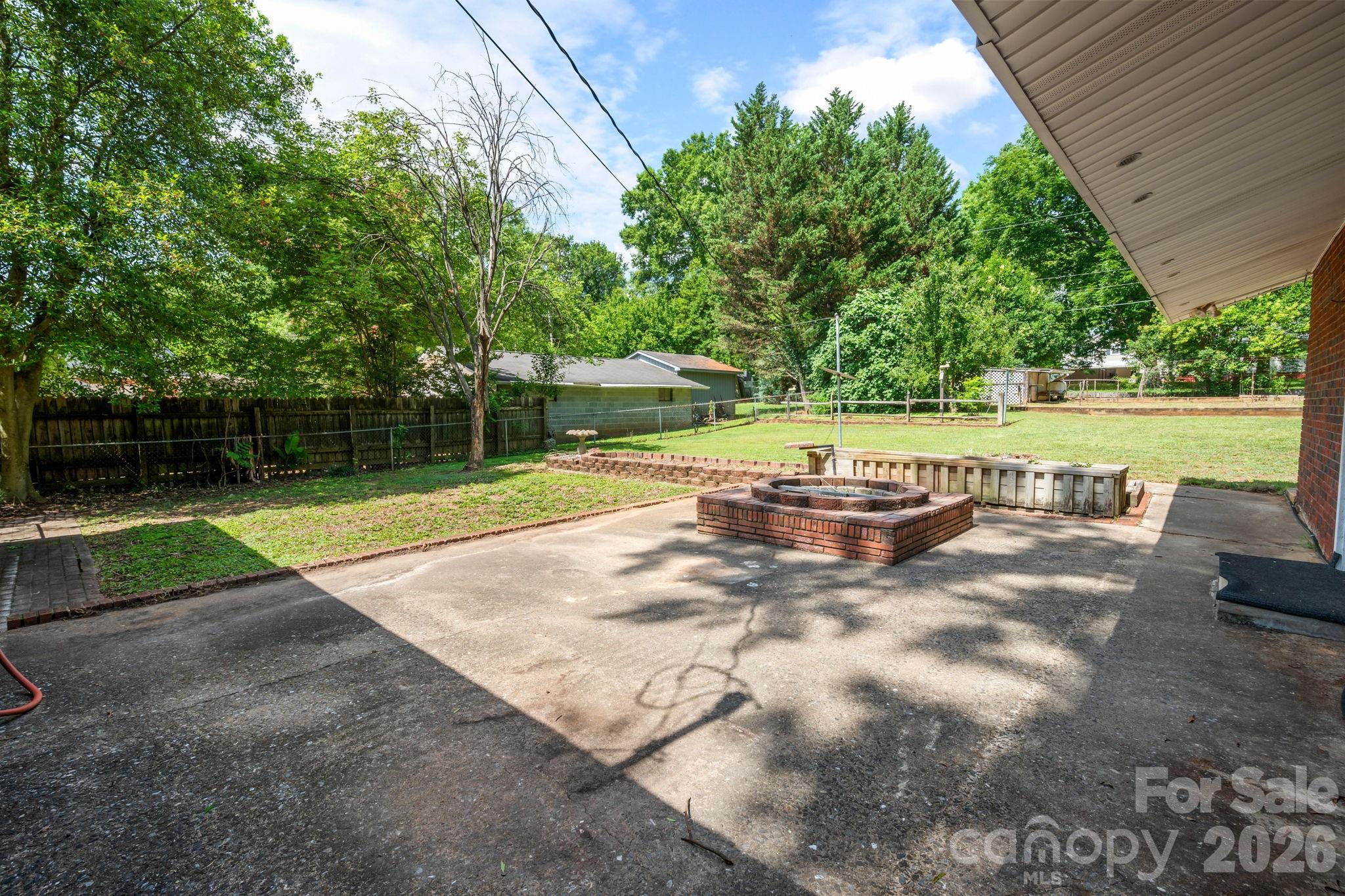 811 Katherine Avenue Property Photo 31