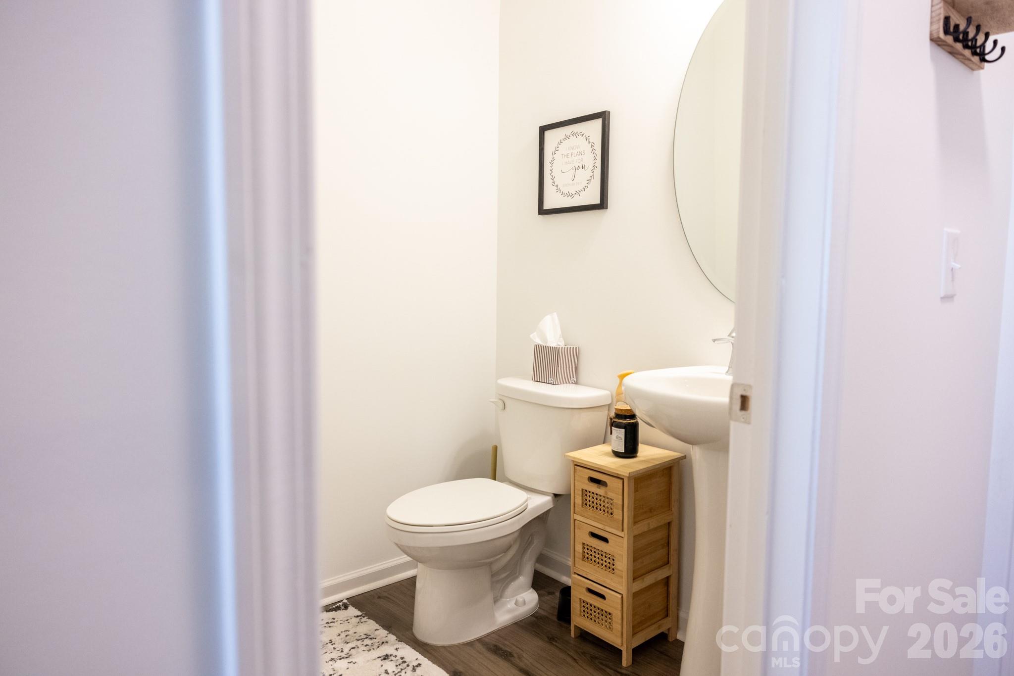 556 Willamette Drive Property Photo 10
