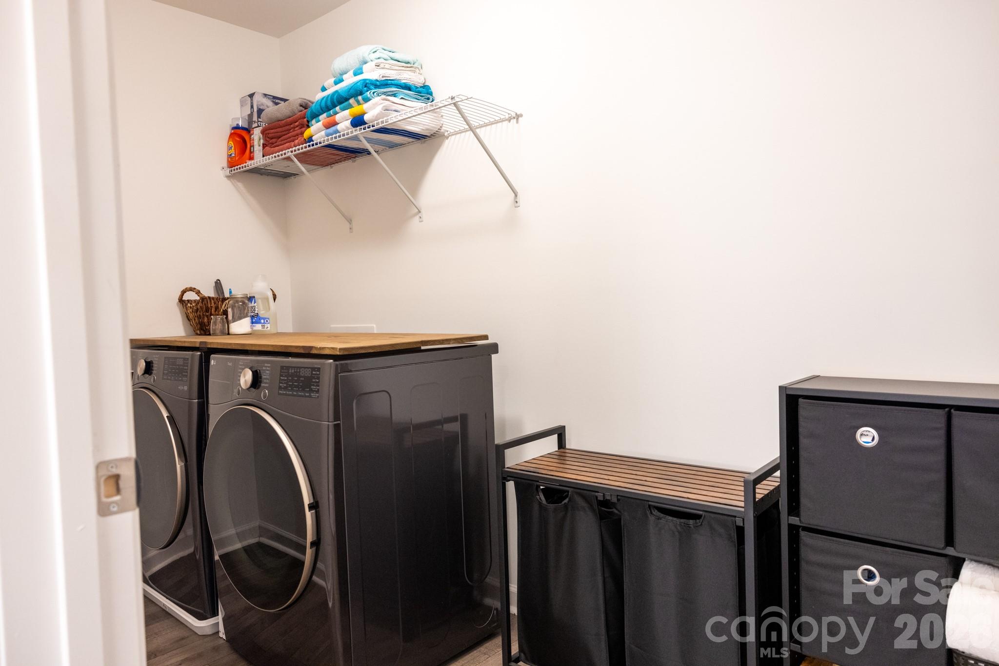 556 Willamette Drive Property Photo 24