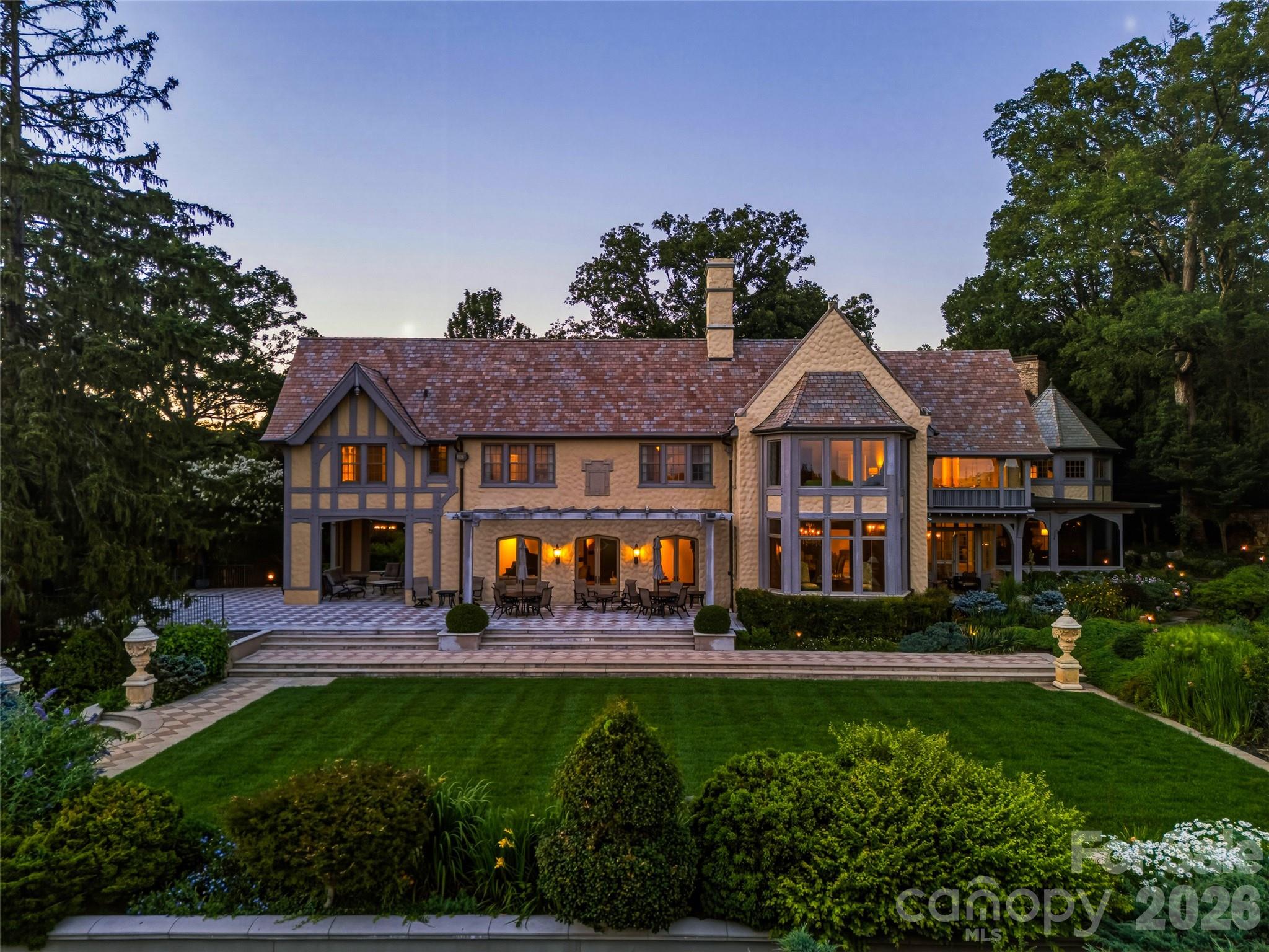 7 Stuyvesant Road Property Photo 5