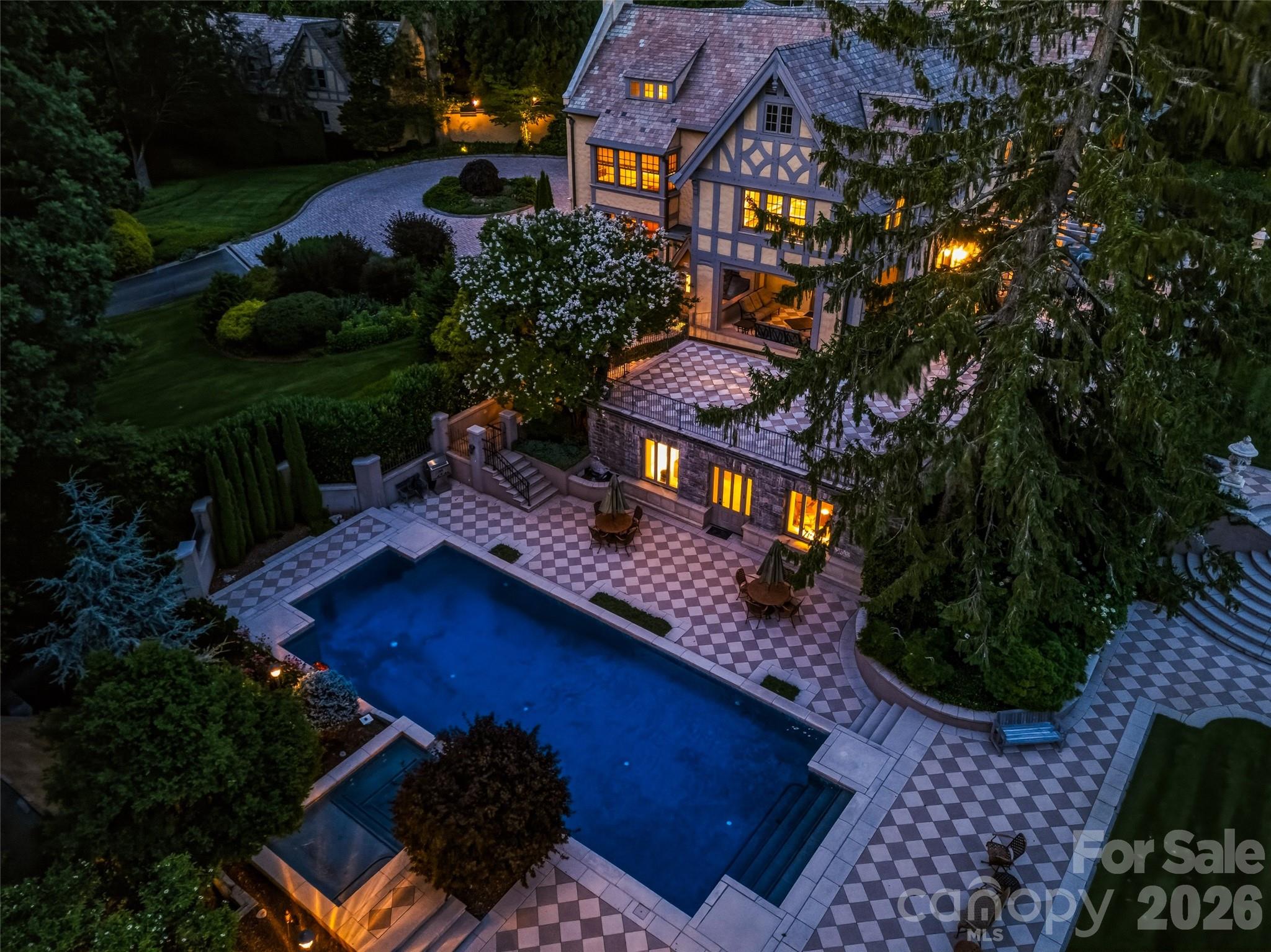 7 Stuyvesant Road Property Photo 13