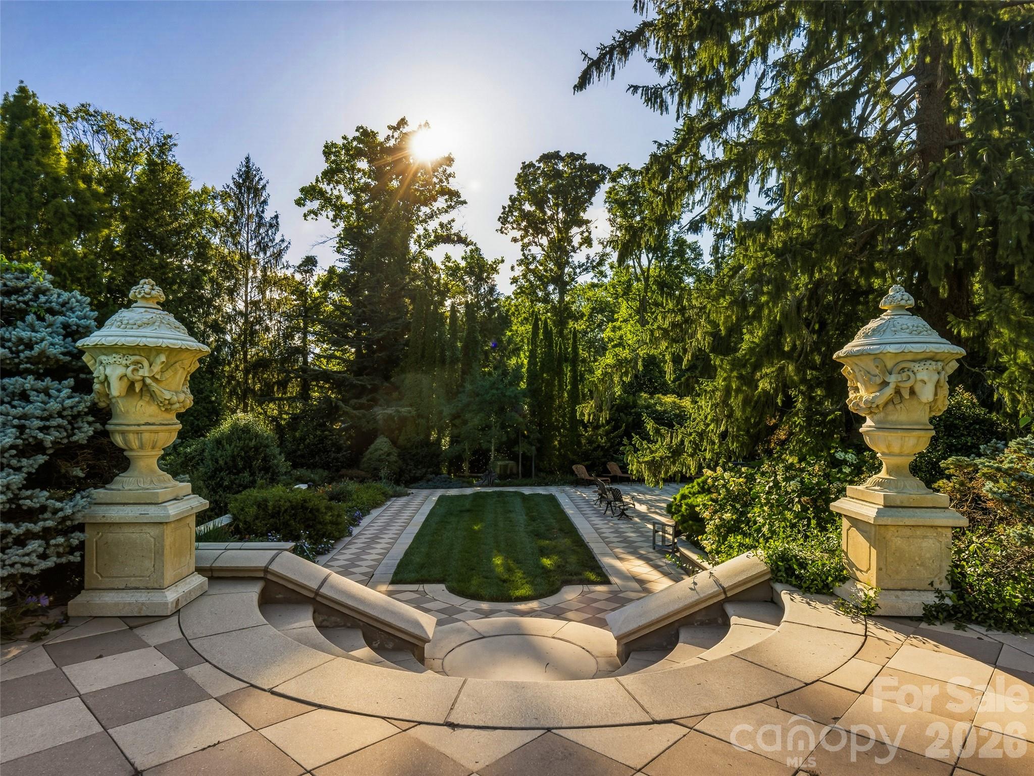 7 Stuyvesant Road Property Photo 15