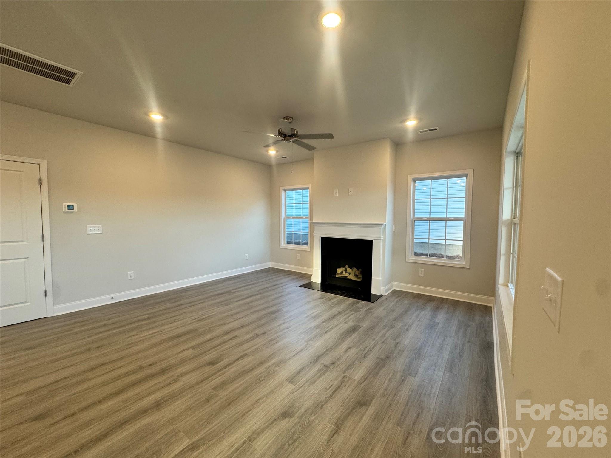 712 Inwood Hill Drive 11 Property Photo 11
