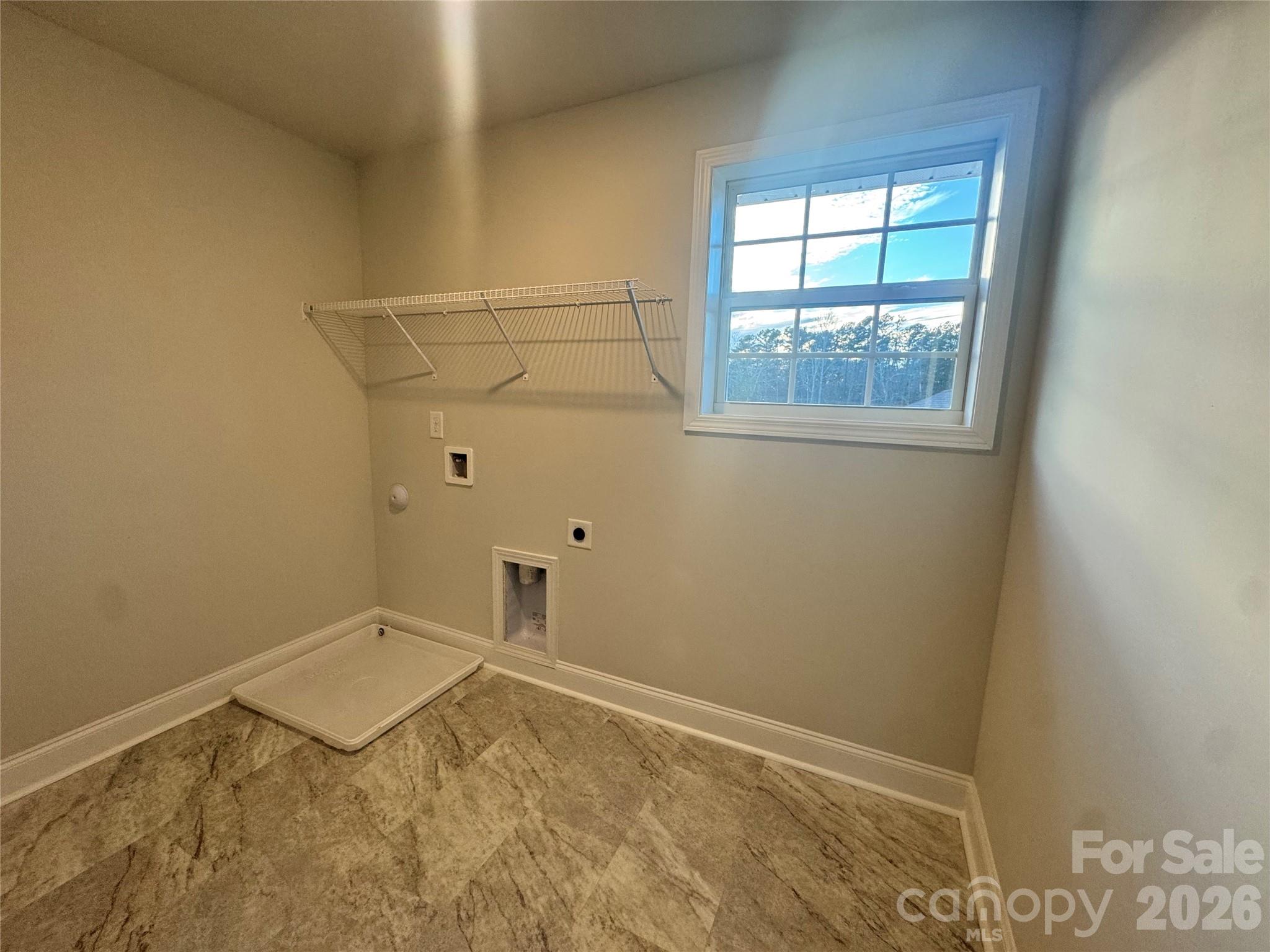 712 Inwood Hill Drive 11 Property Photo 25