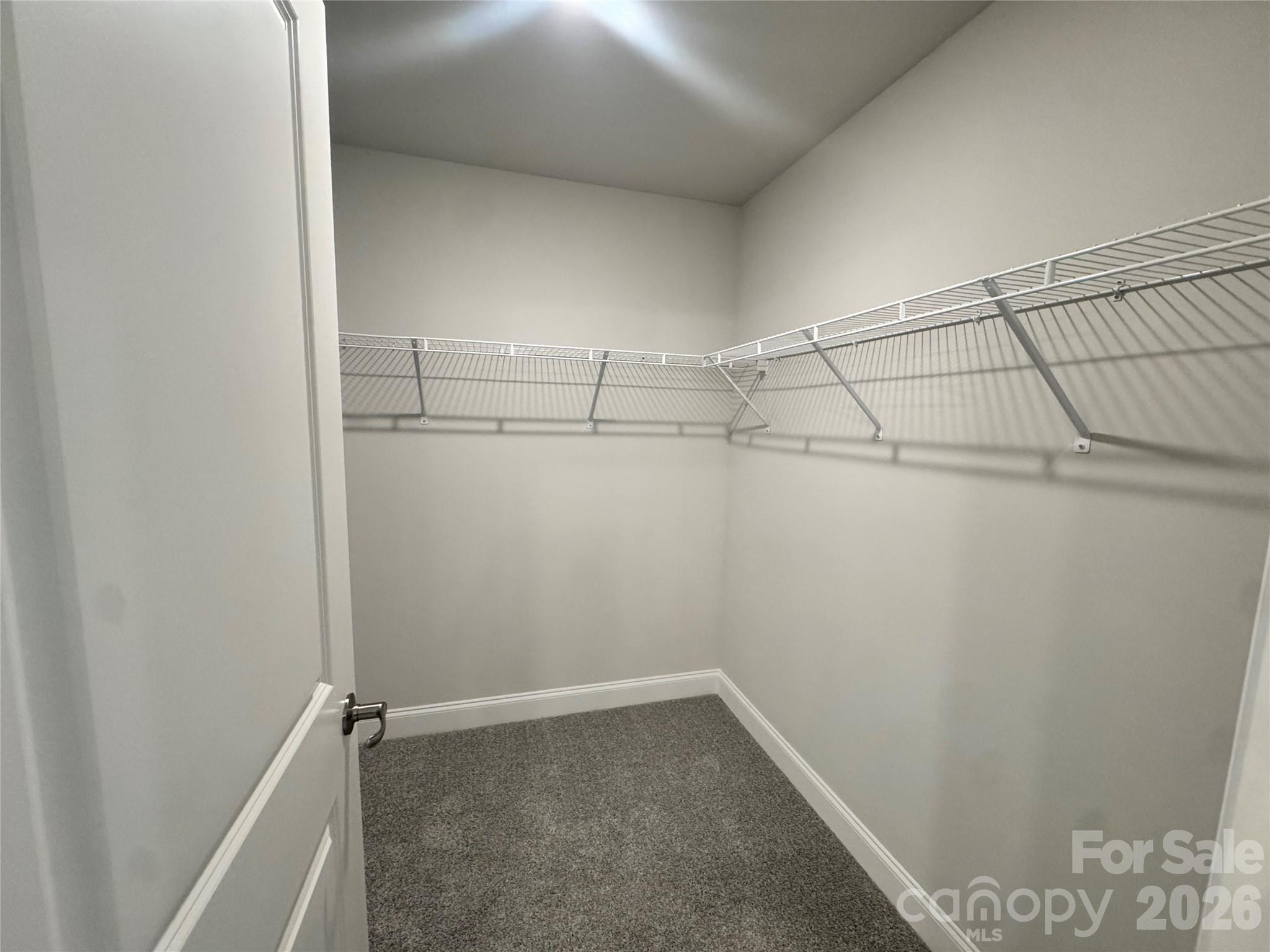 712 Inwood Hill Drive 11 Property Photo 34