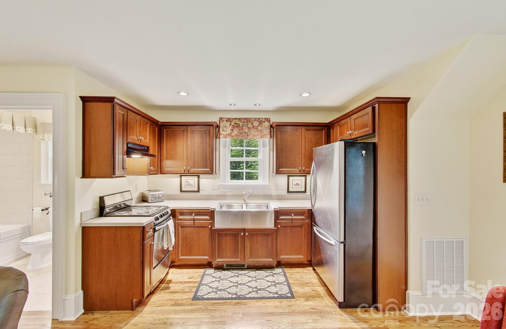 1333 Solomon Circle Property Photo 41
