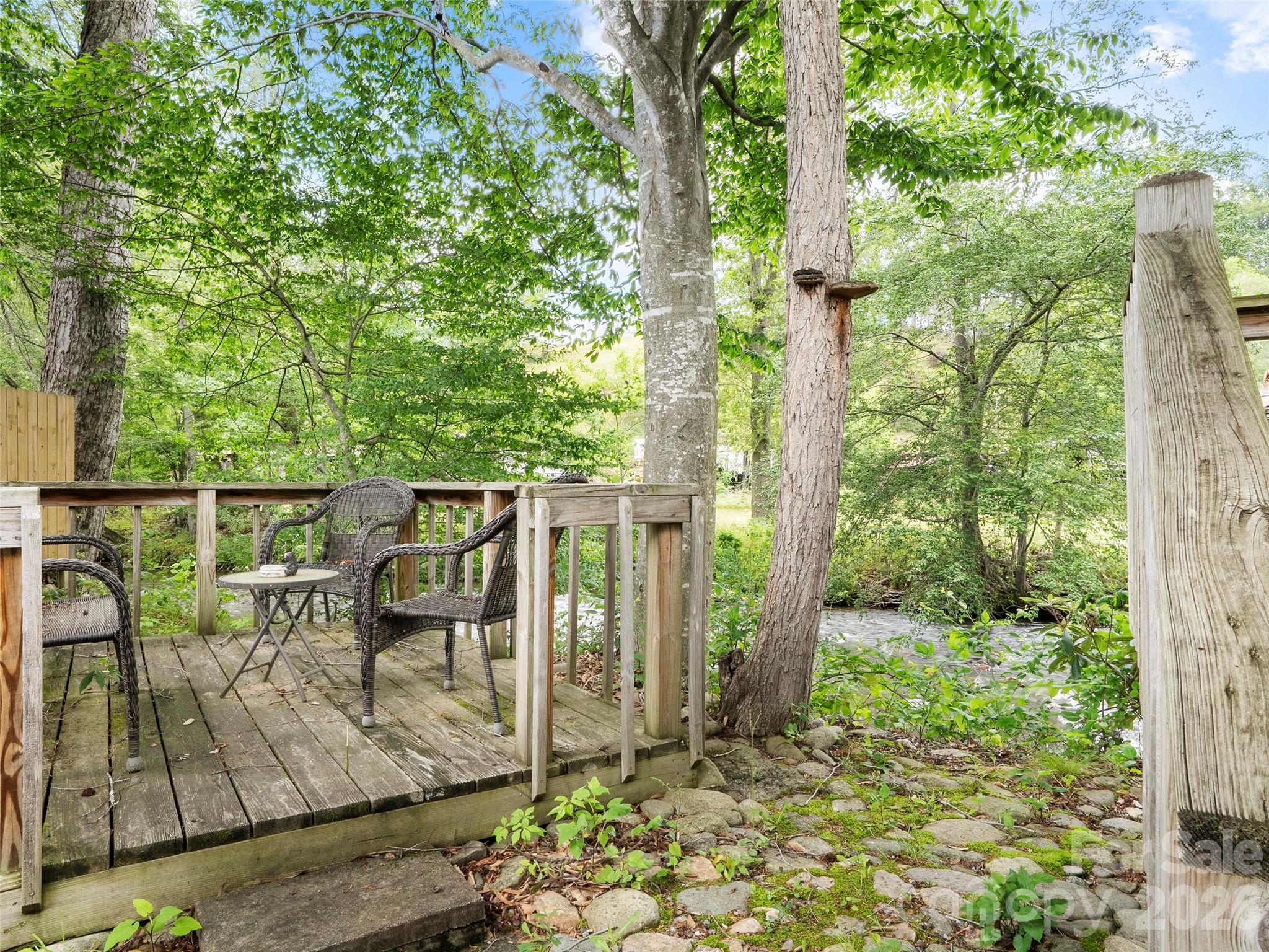 43 Pike Point Property Photo 29