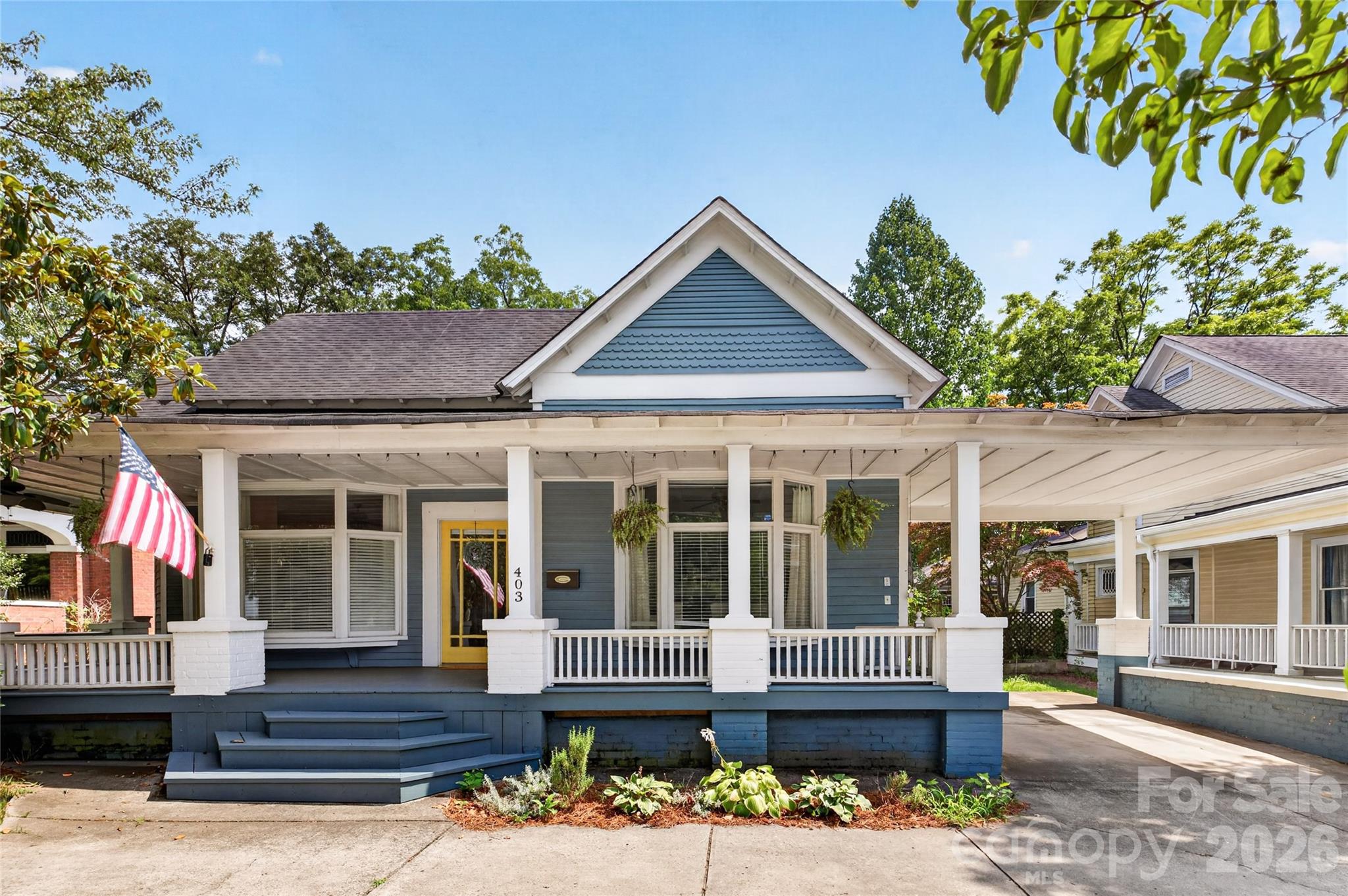 403 W Franklin Street Property Photo 1