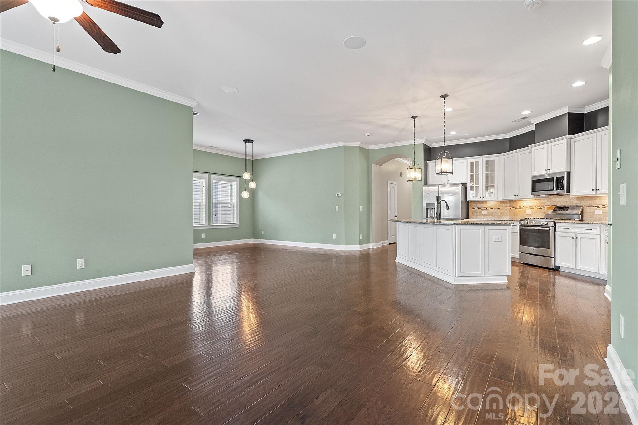 11633 Bradford Park Drive Property Photo 14