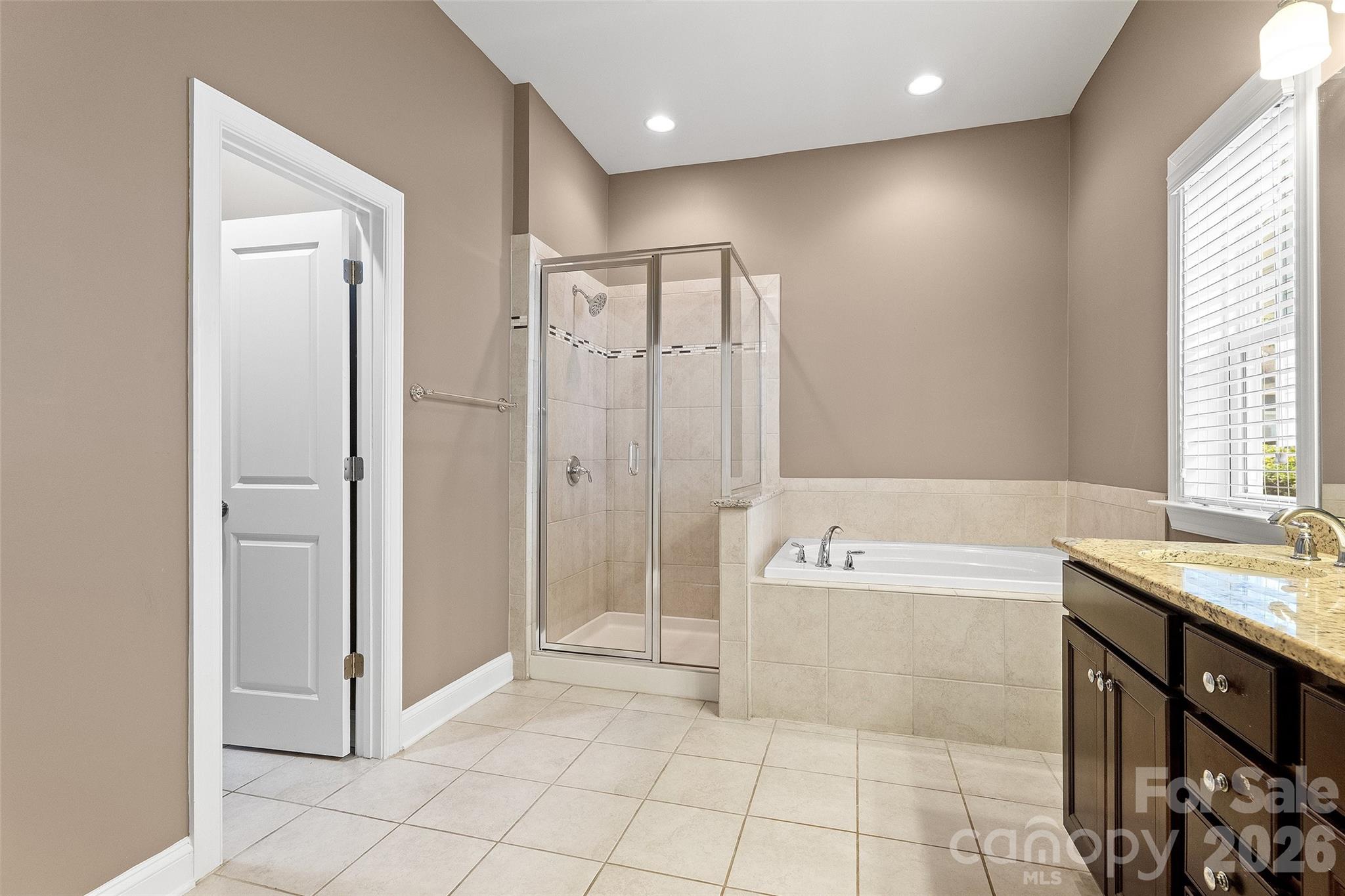 11633 Bradford Park Drive Property Photo 28