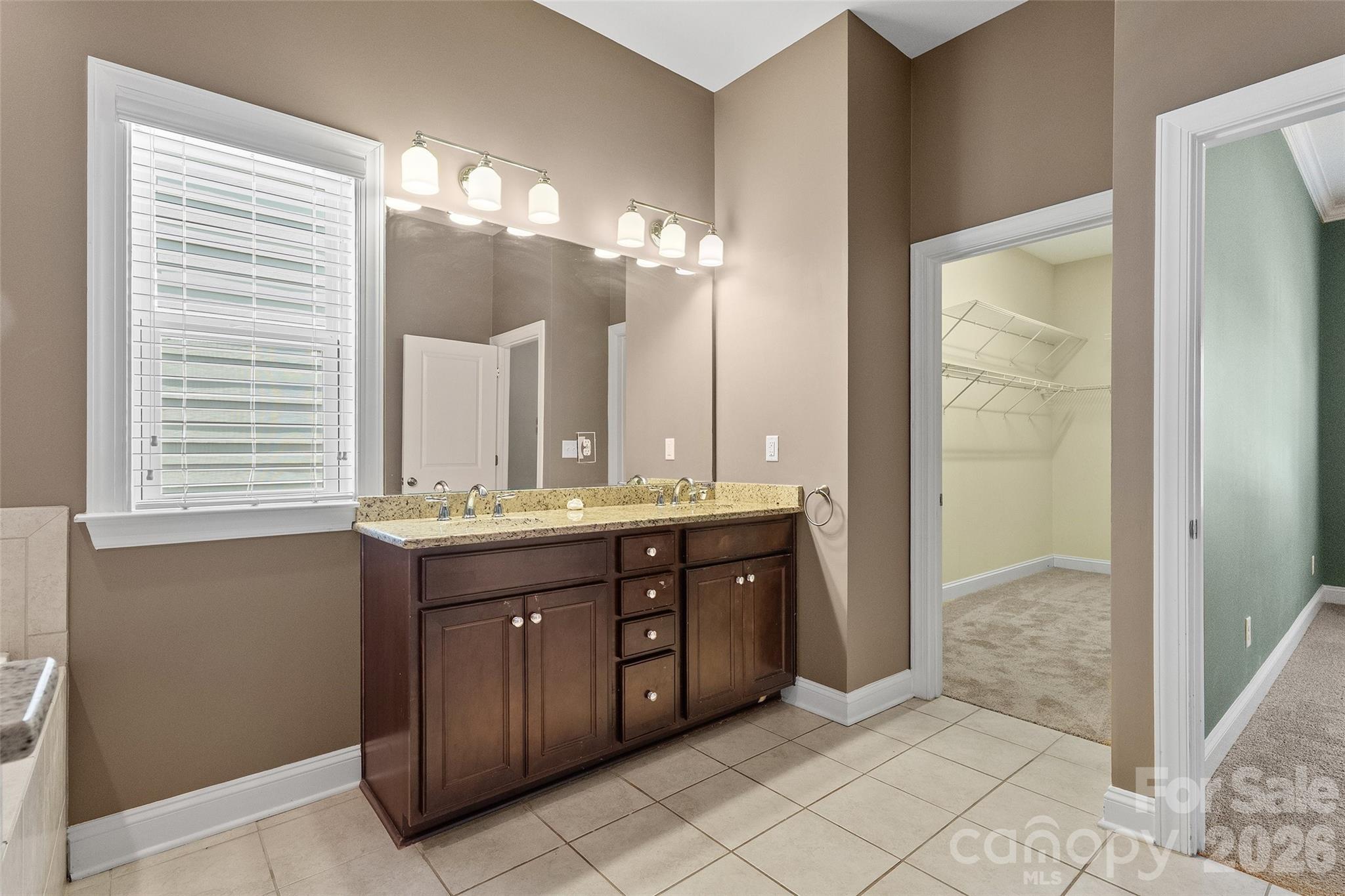 11633 Bradford Park Drive Property Photo 29