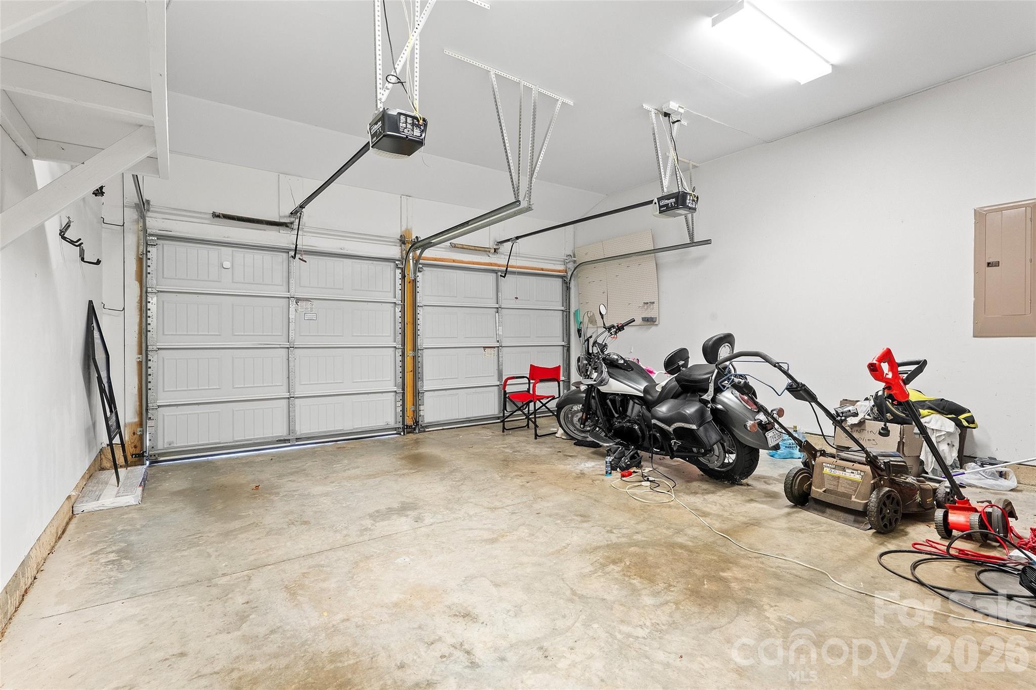 11633 Bradford Park Drive Property Photo 32
