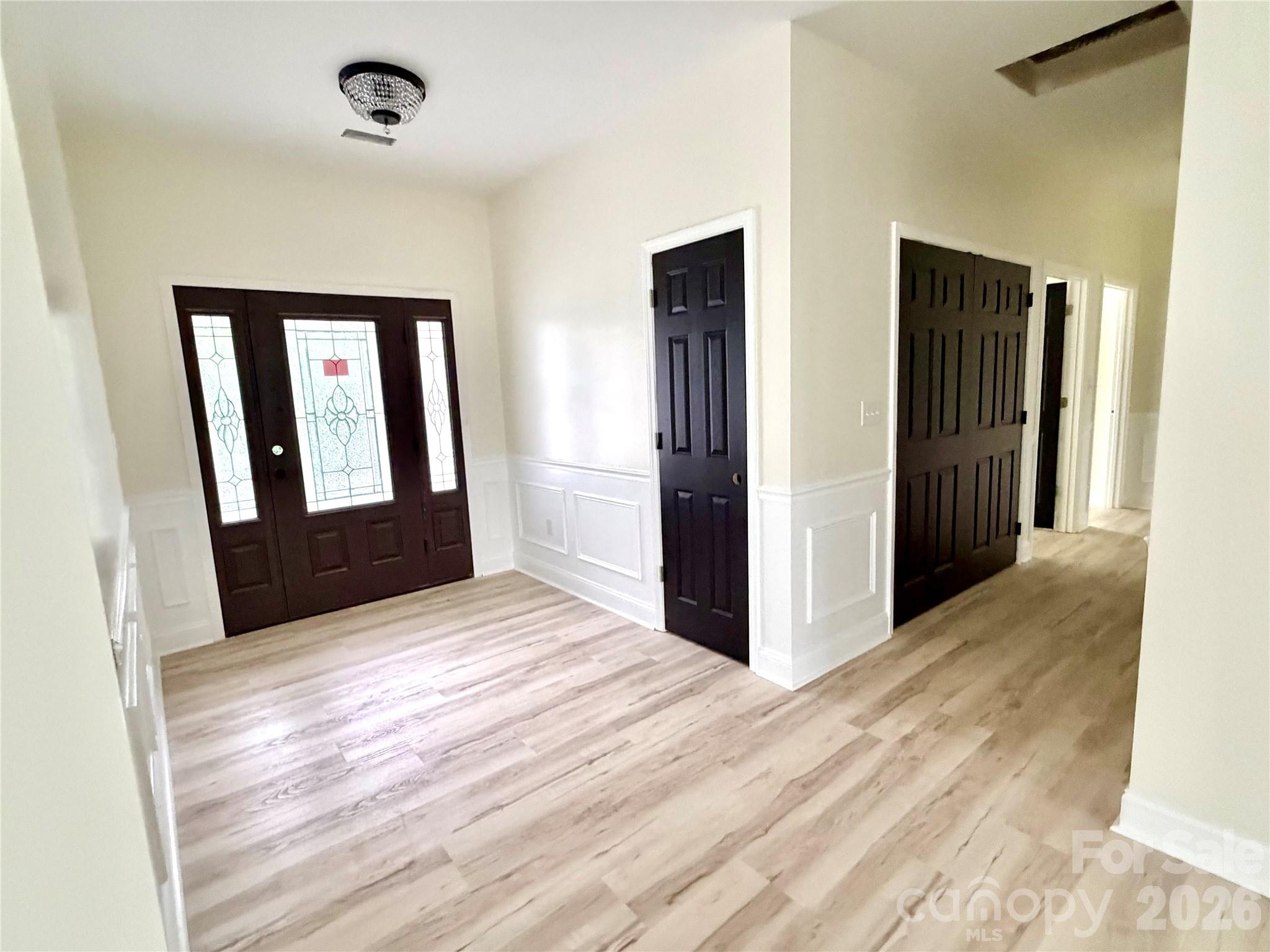 1204 Spring Time Court Property Photo 11
