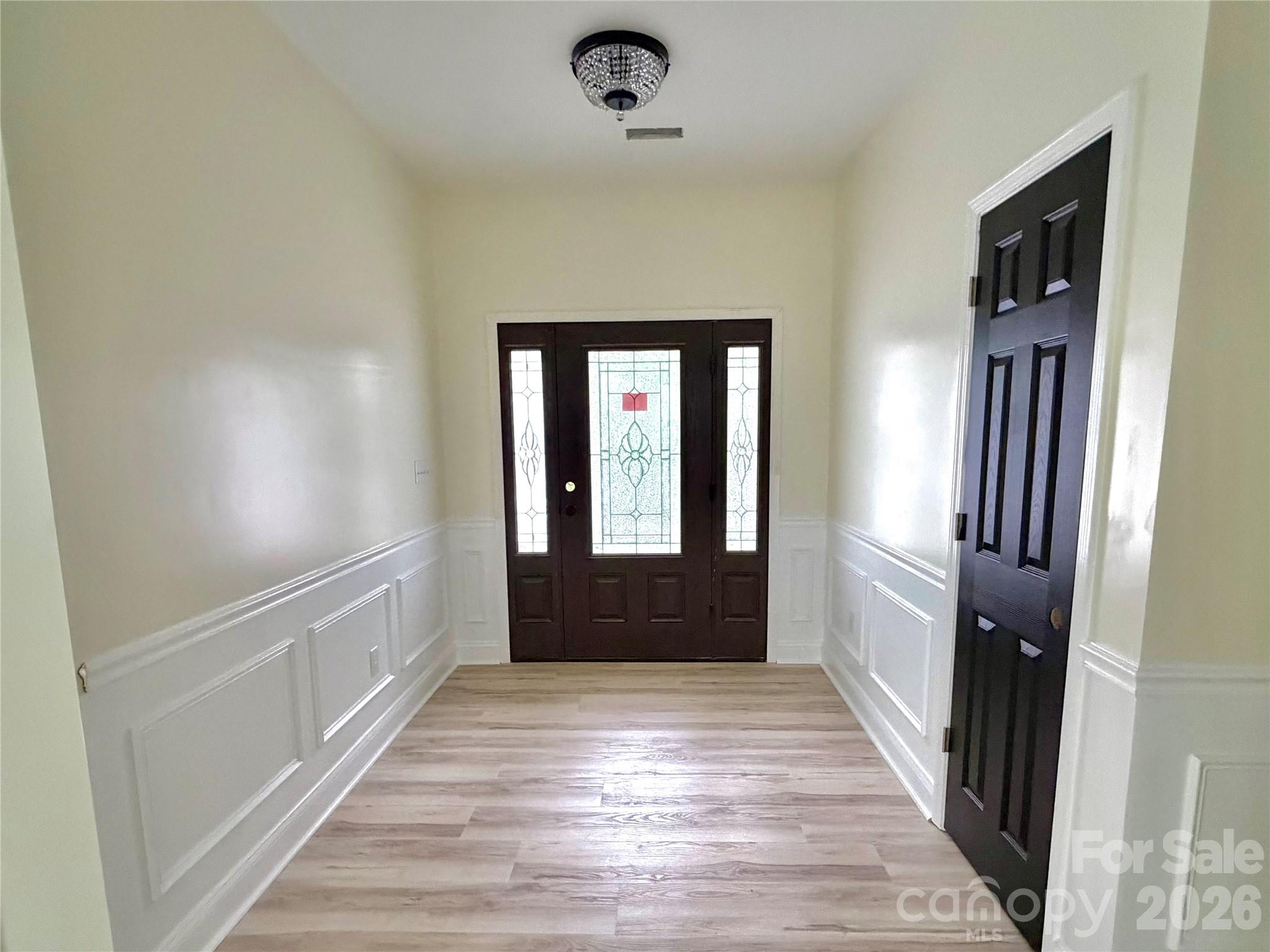 1204 Spring Time Court Property Photo 12