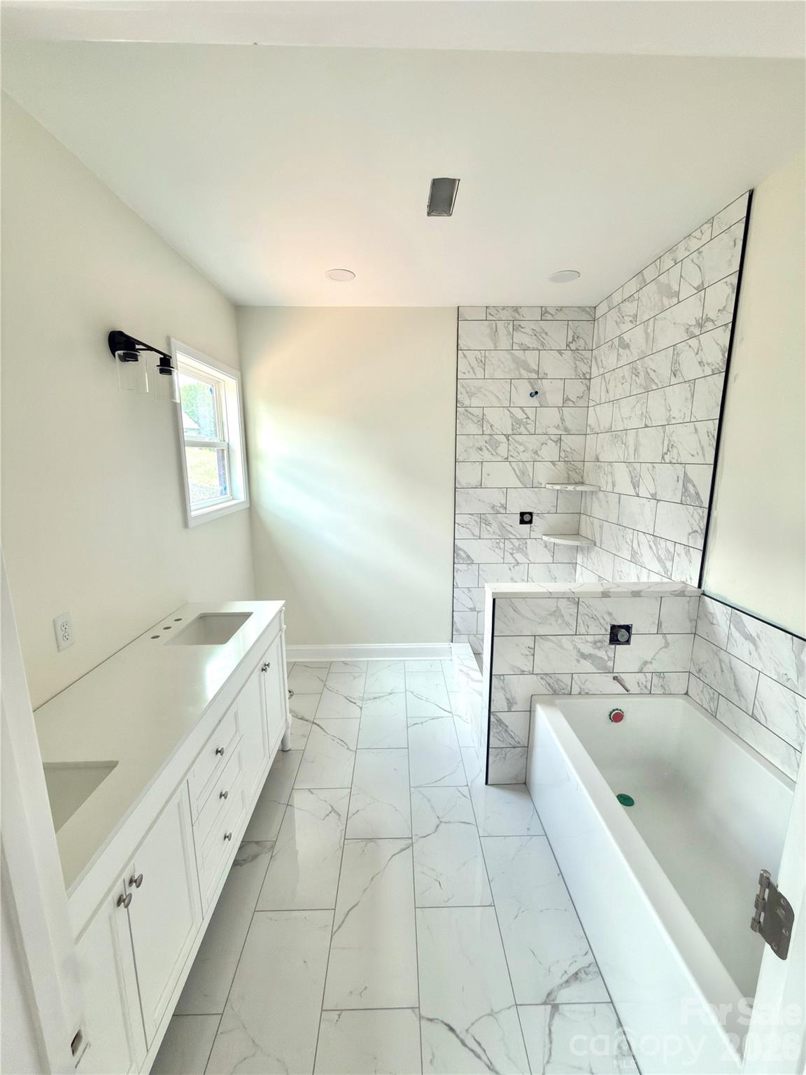 1204 Spring Time Court Property Photo 16