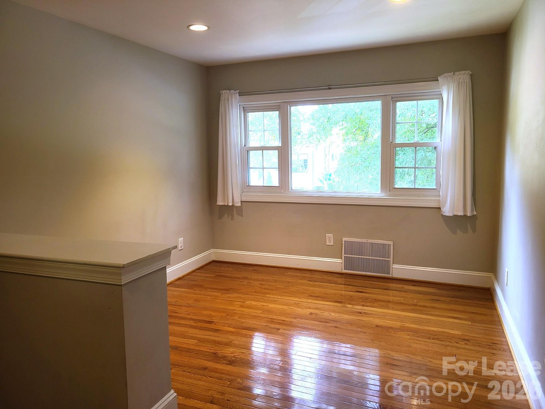 4229 Hiddenbrook Drive Property Photo 13