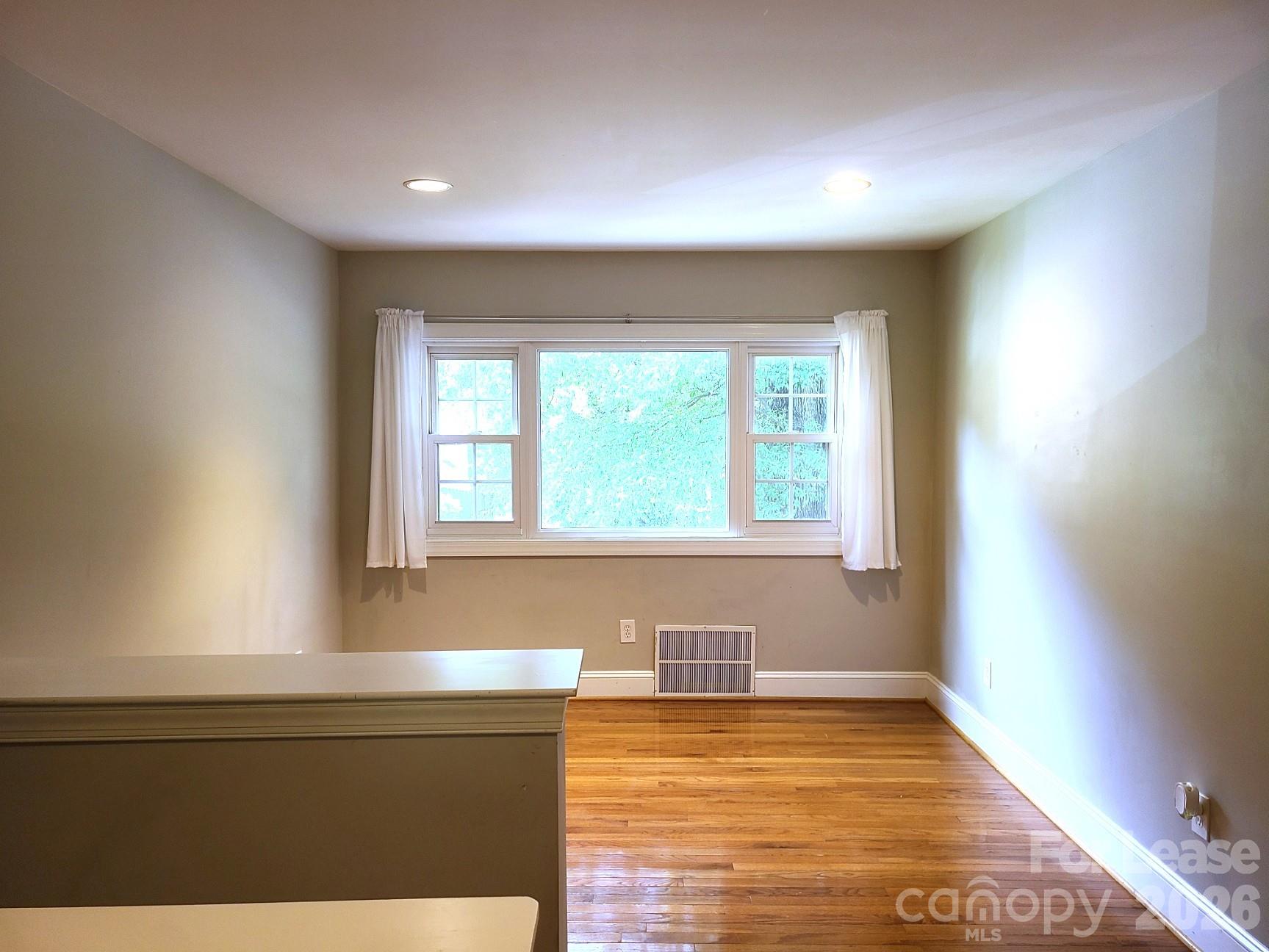 4229 Hiddenbrook Drive Property Photo 14