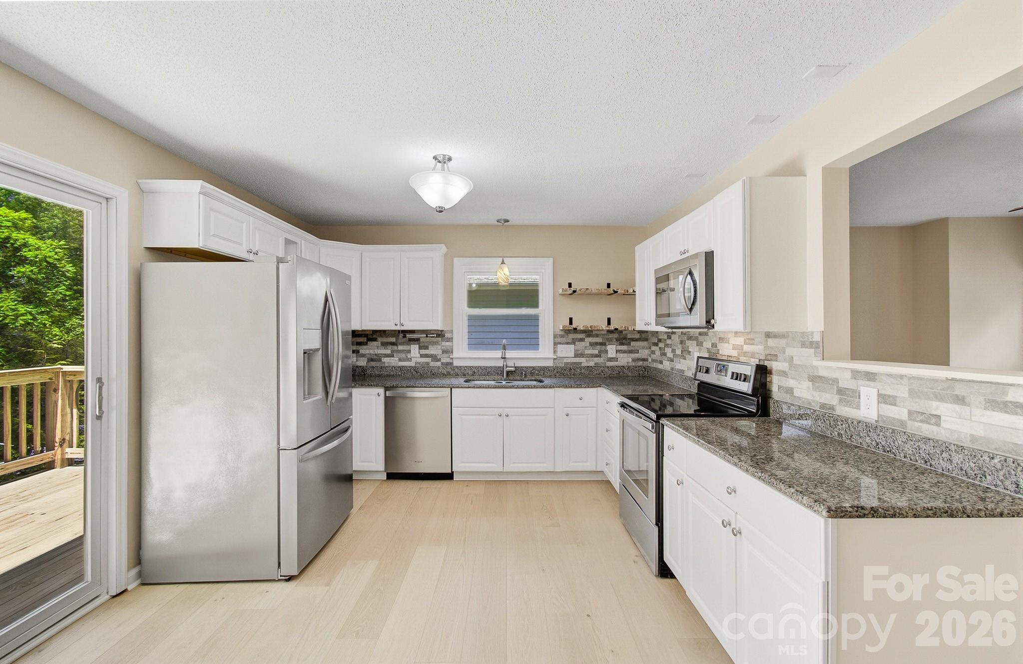 147 Birch Lane Property Photo 7