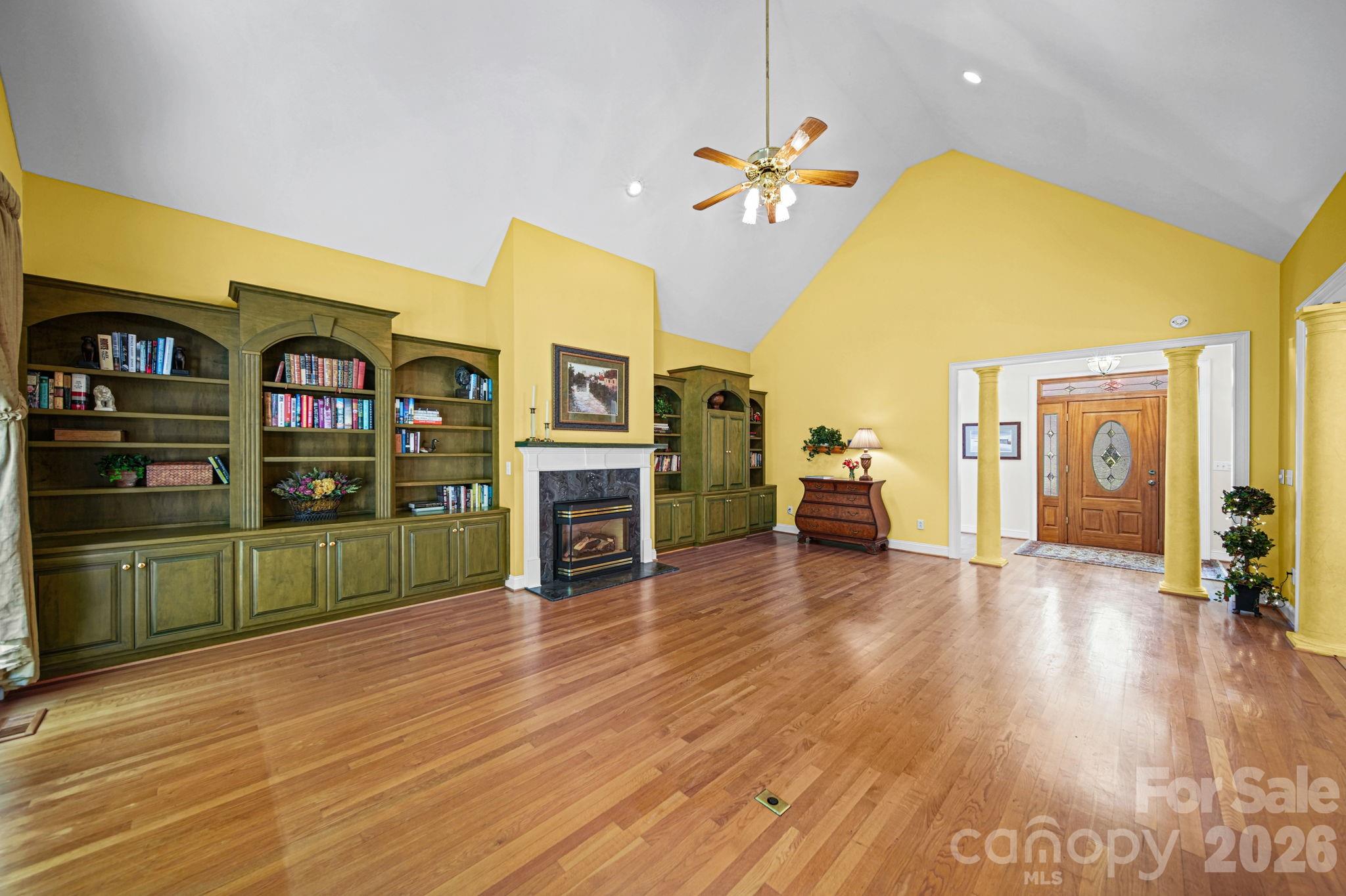 417 Crooked Oak Drive Property Photo 12