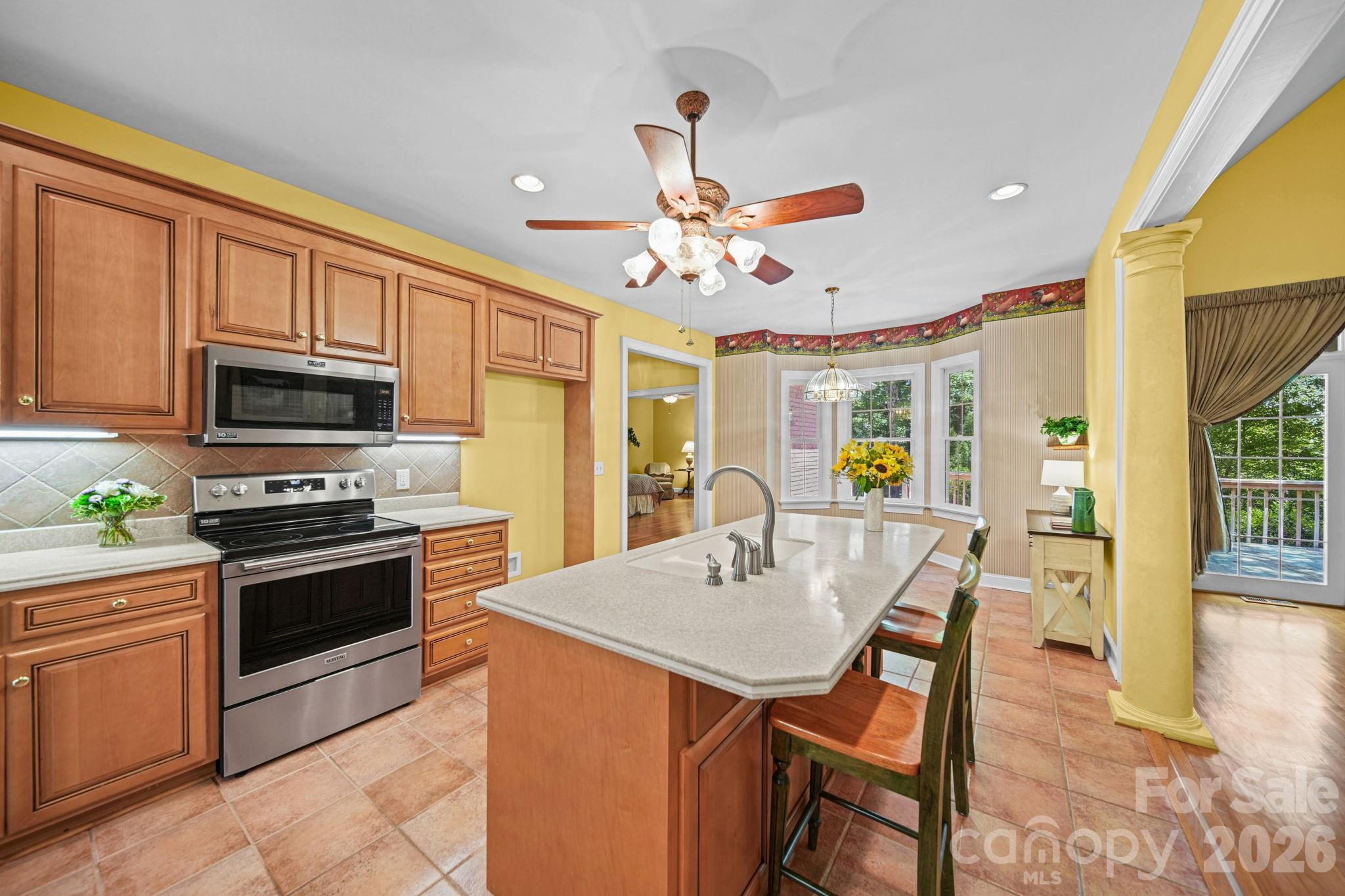 417 Crooked Oak Drive Property Photo 14