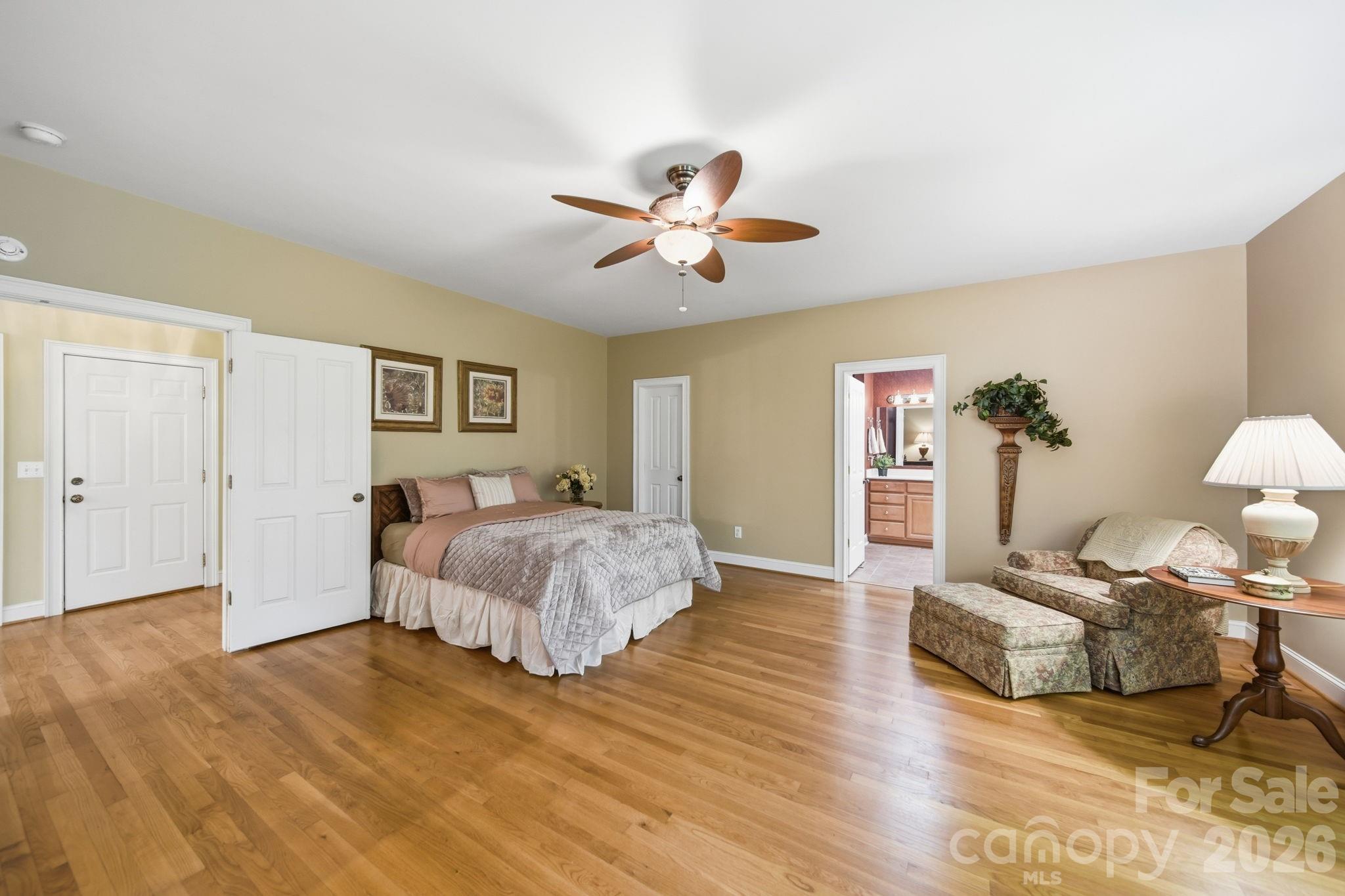 417 Crooked Oak Drive Property Photo 27