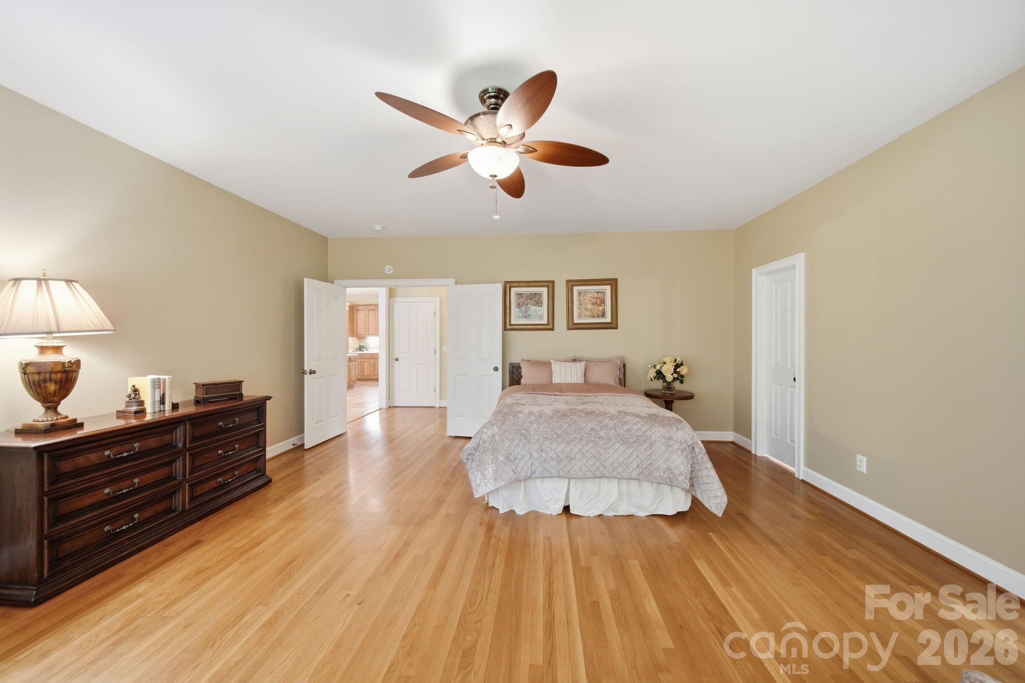 417 Crooked Oak Drive Property Photo 28