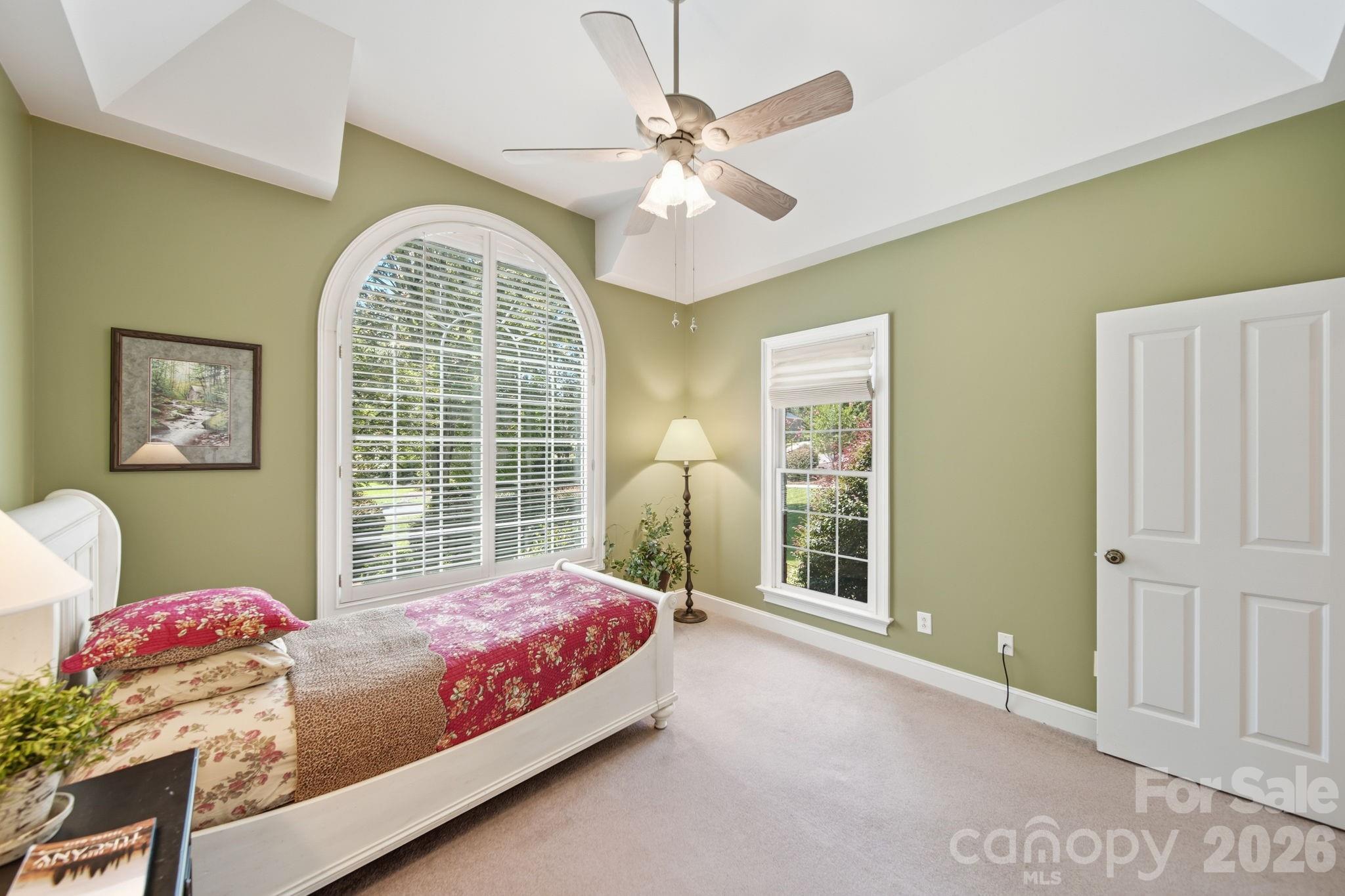 417 Crooked Oak Drive Property Photo 33