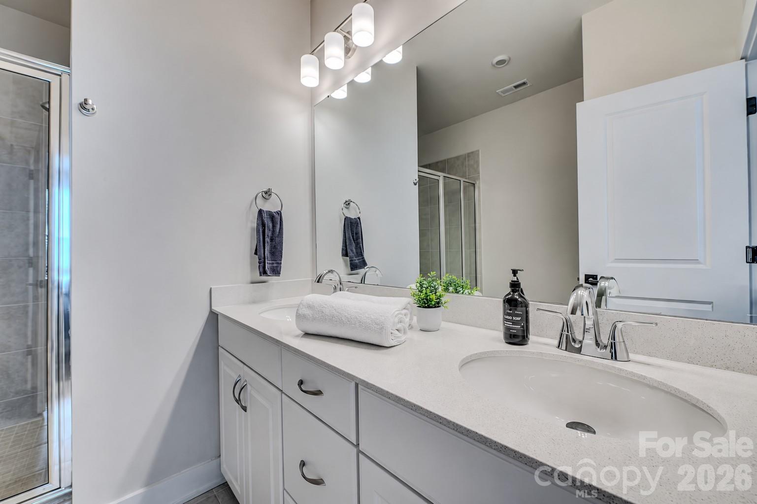 3019 Jolene Court Property Photo 10