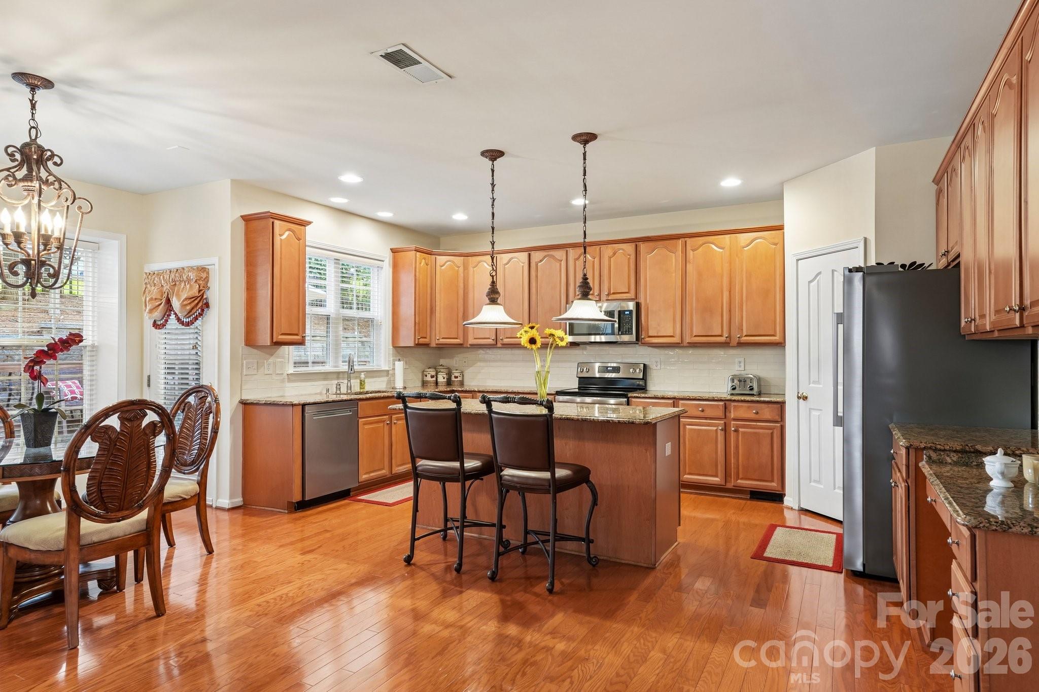 7809 Pinecroft Court Property Photo 15