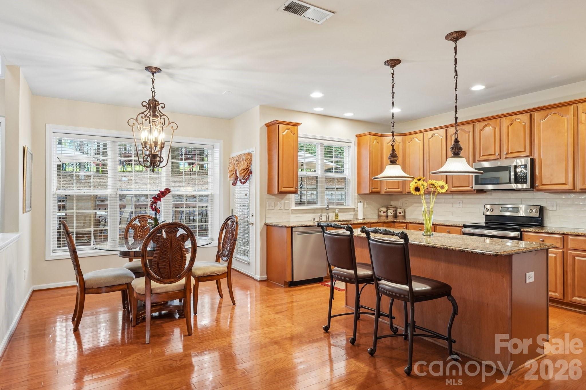 7809 Pinecroft Court Property Photo 16