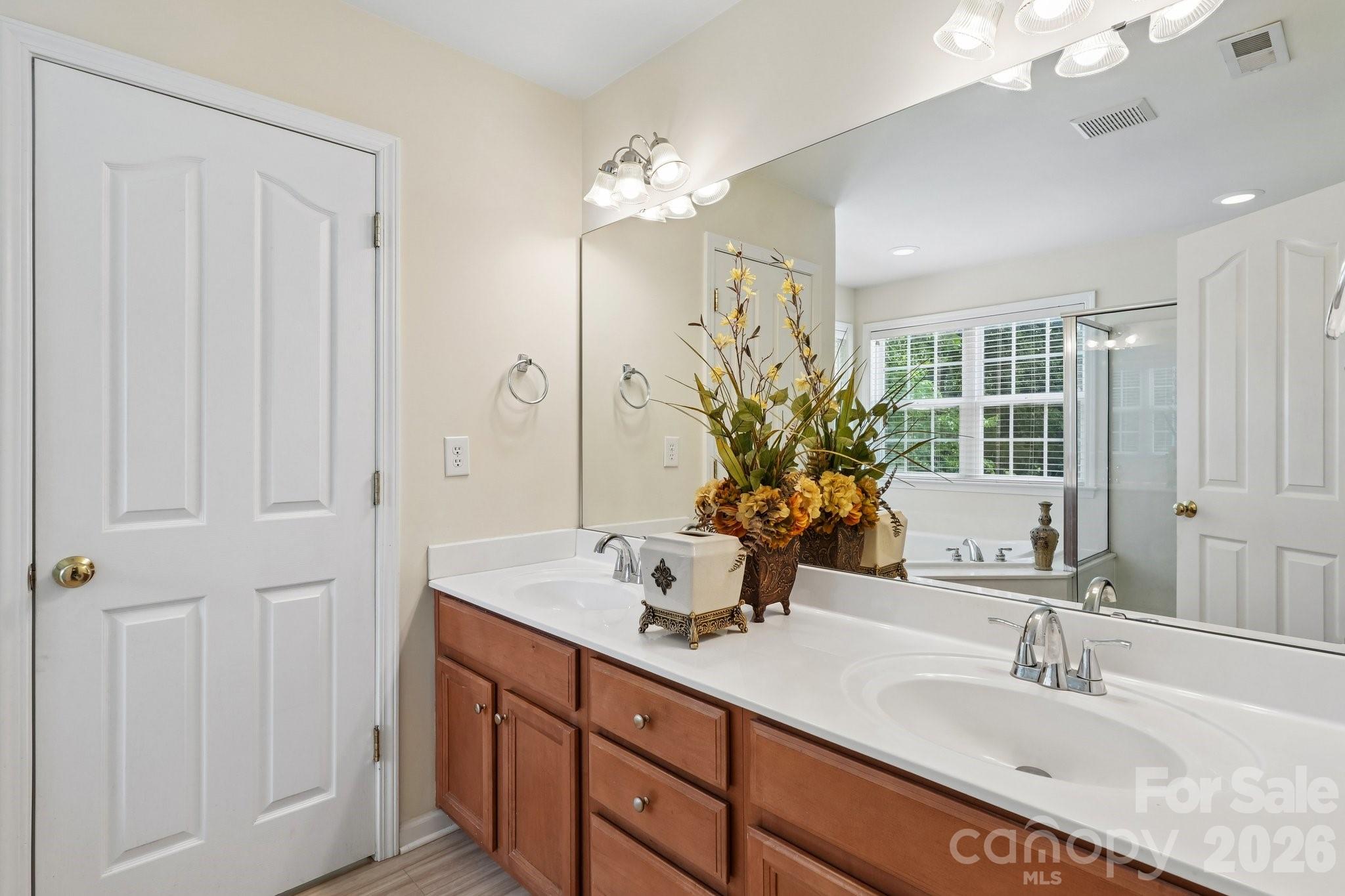 7809 Pinecroft Court Property Photo 36