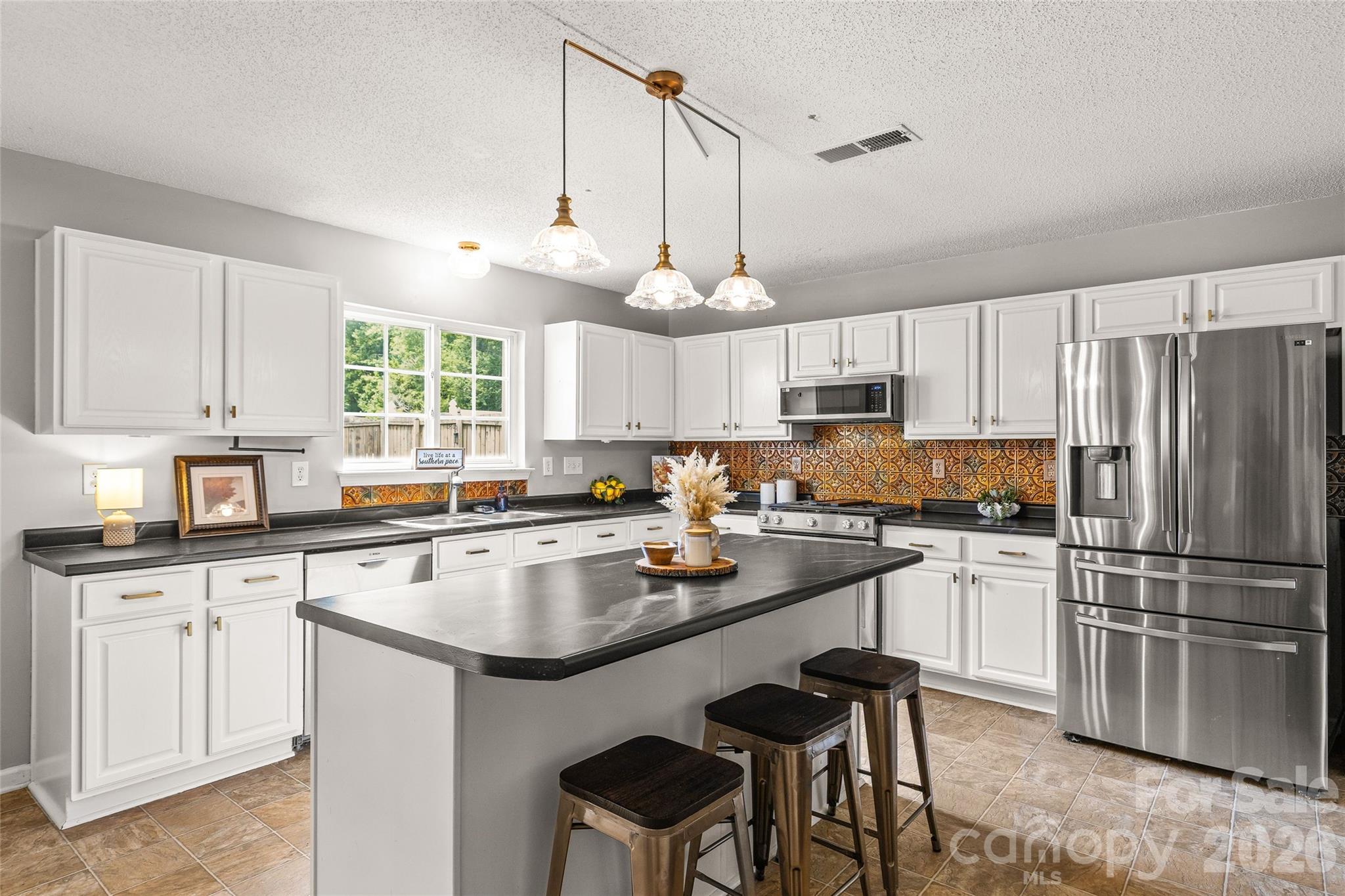 7835 Cornflower Commons Drive Property Photo 11
