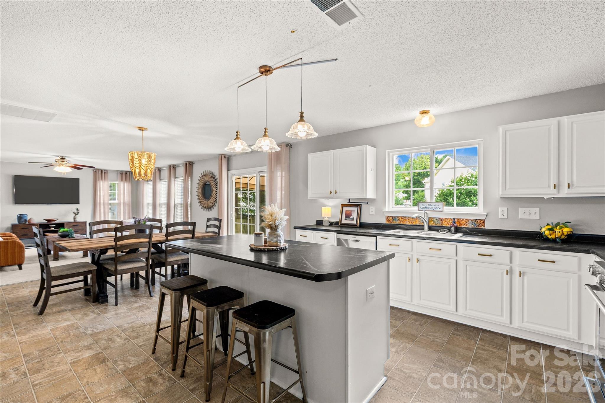 7835 Cornflower Commons Drive Property Photo 15