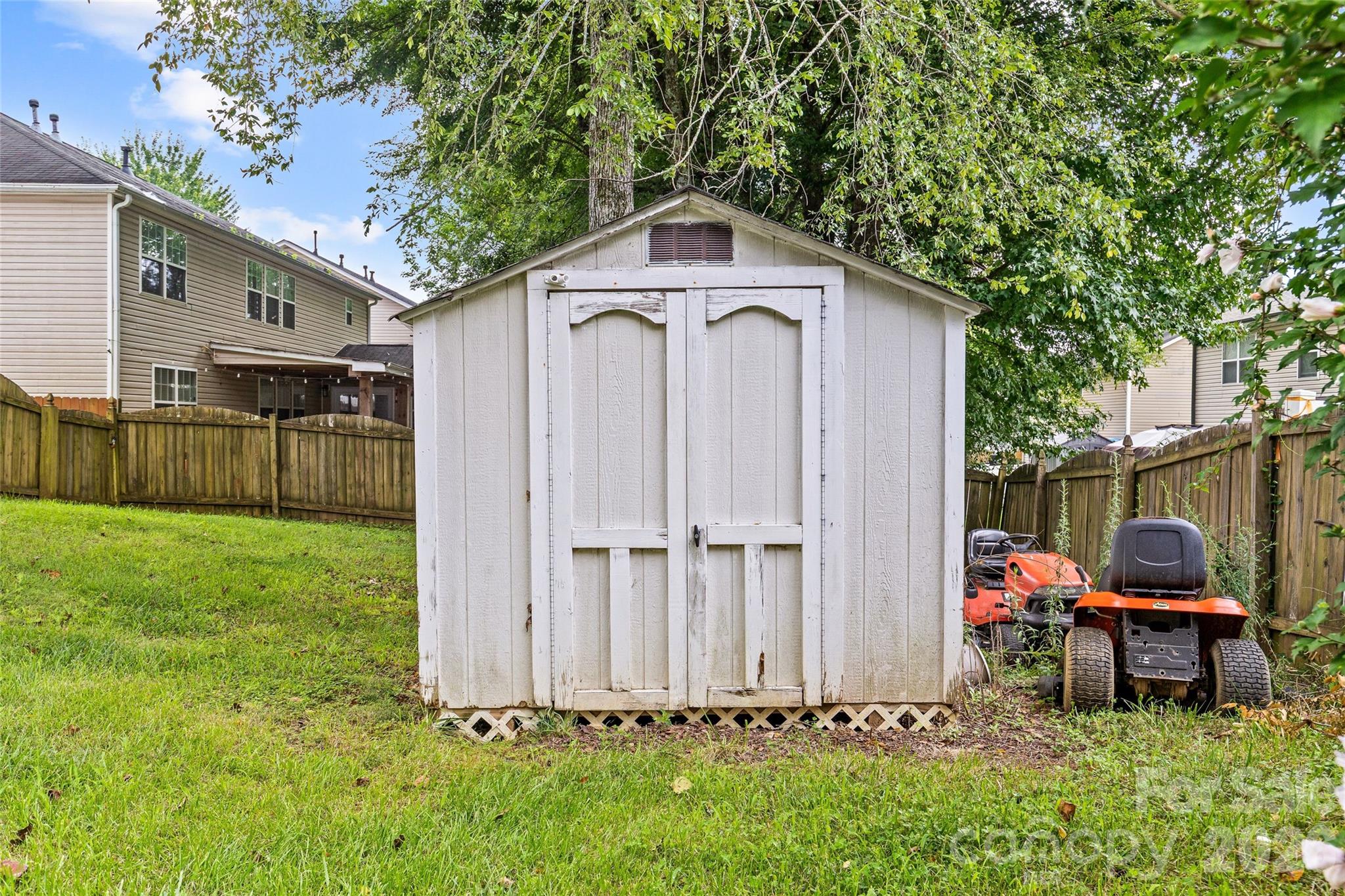 7835 Cornflower Commons Drive Property Photo 45