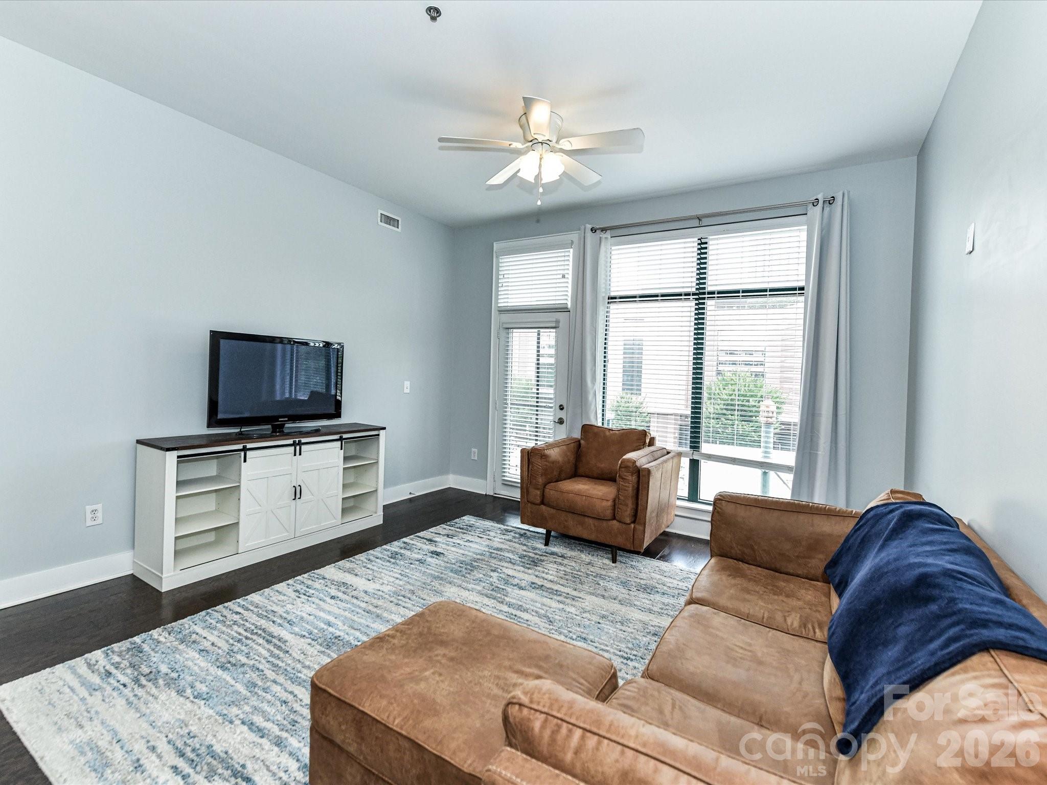 115 E Park Avenue 305 Property Photo 5