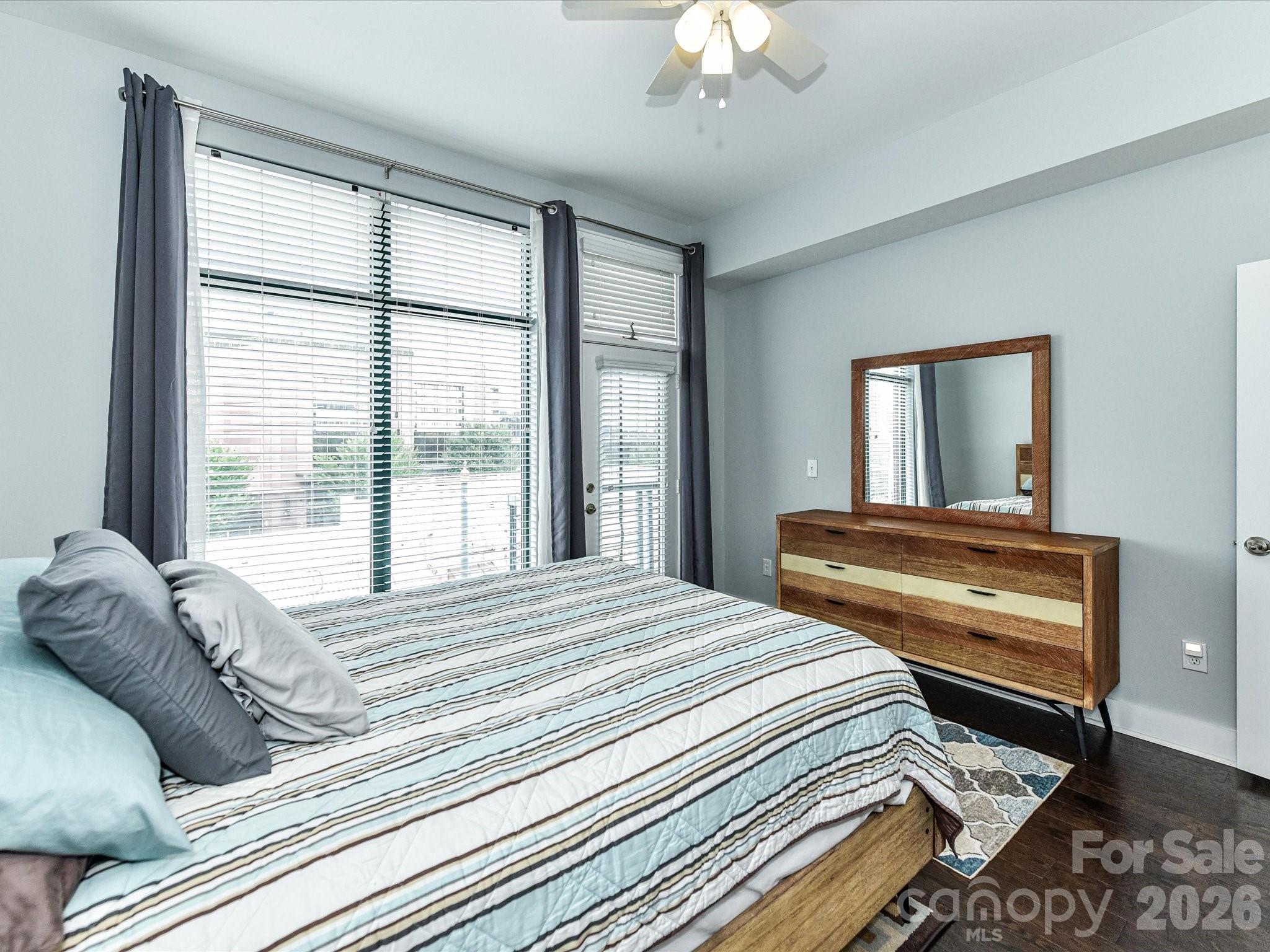 115 E Park Avenue 305 Property Photo 17