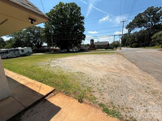 1295 N Main Avenue Property Photo 15