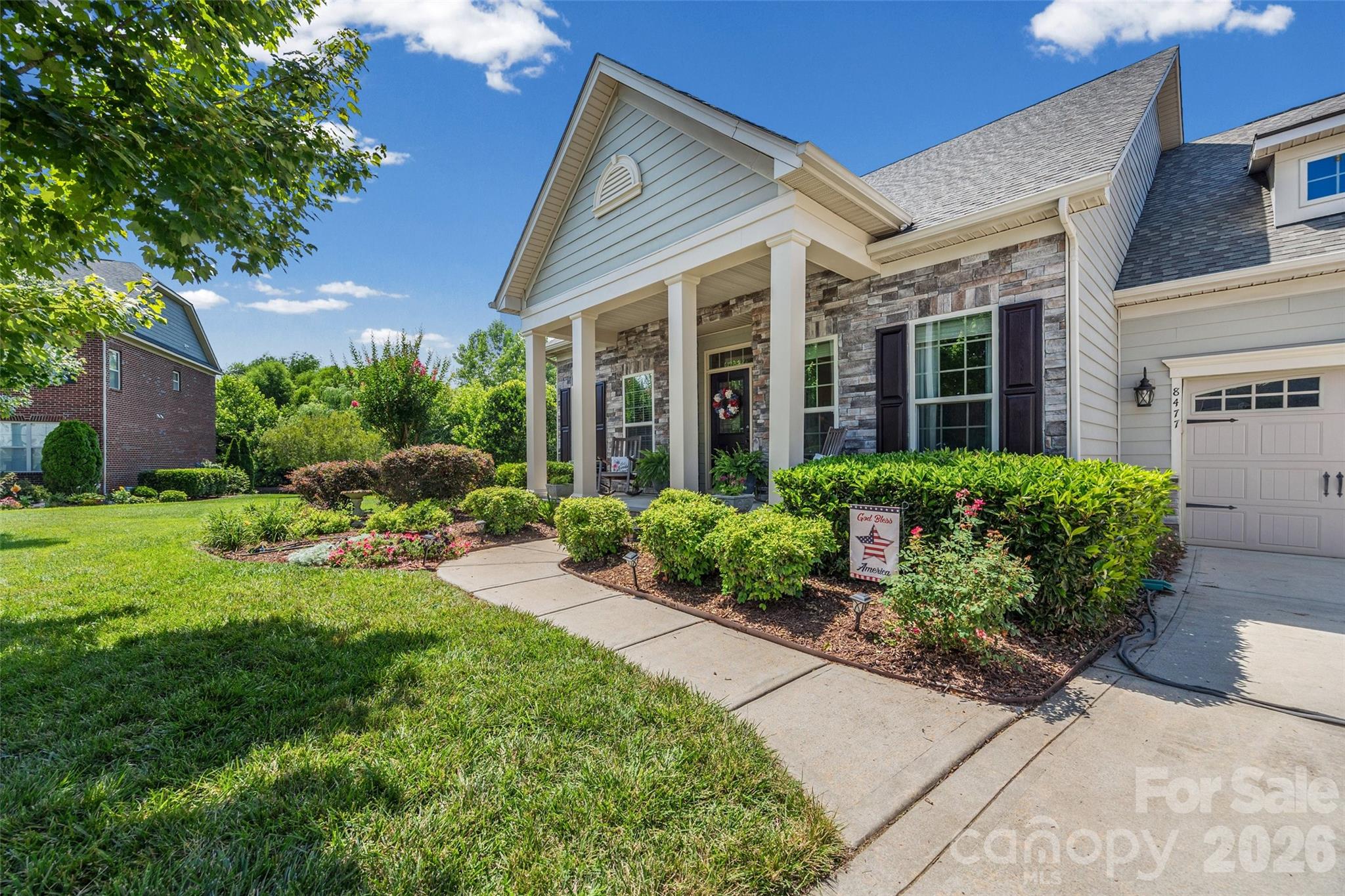 8477 Whitworth Avenue Property Photo 2