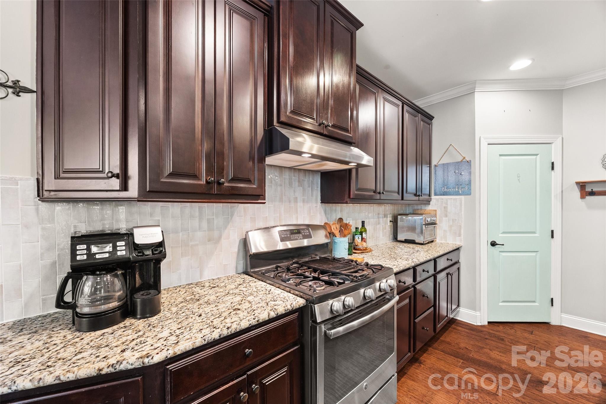 8477 Whitworth Avenue Property Photo 12