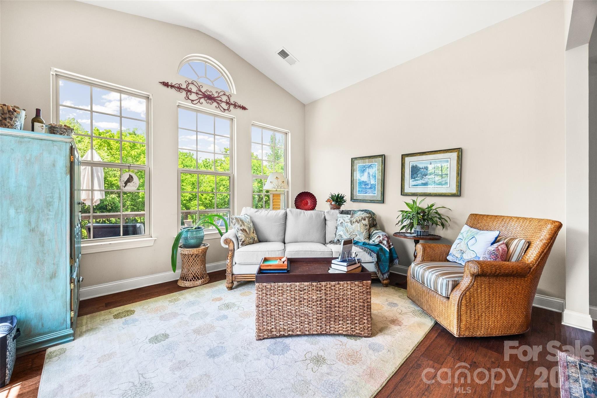 8477 Whitworth Avenue Property Photo 16