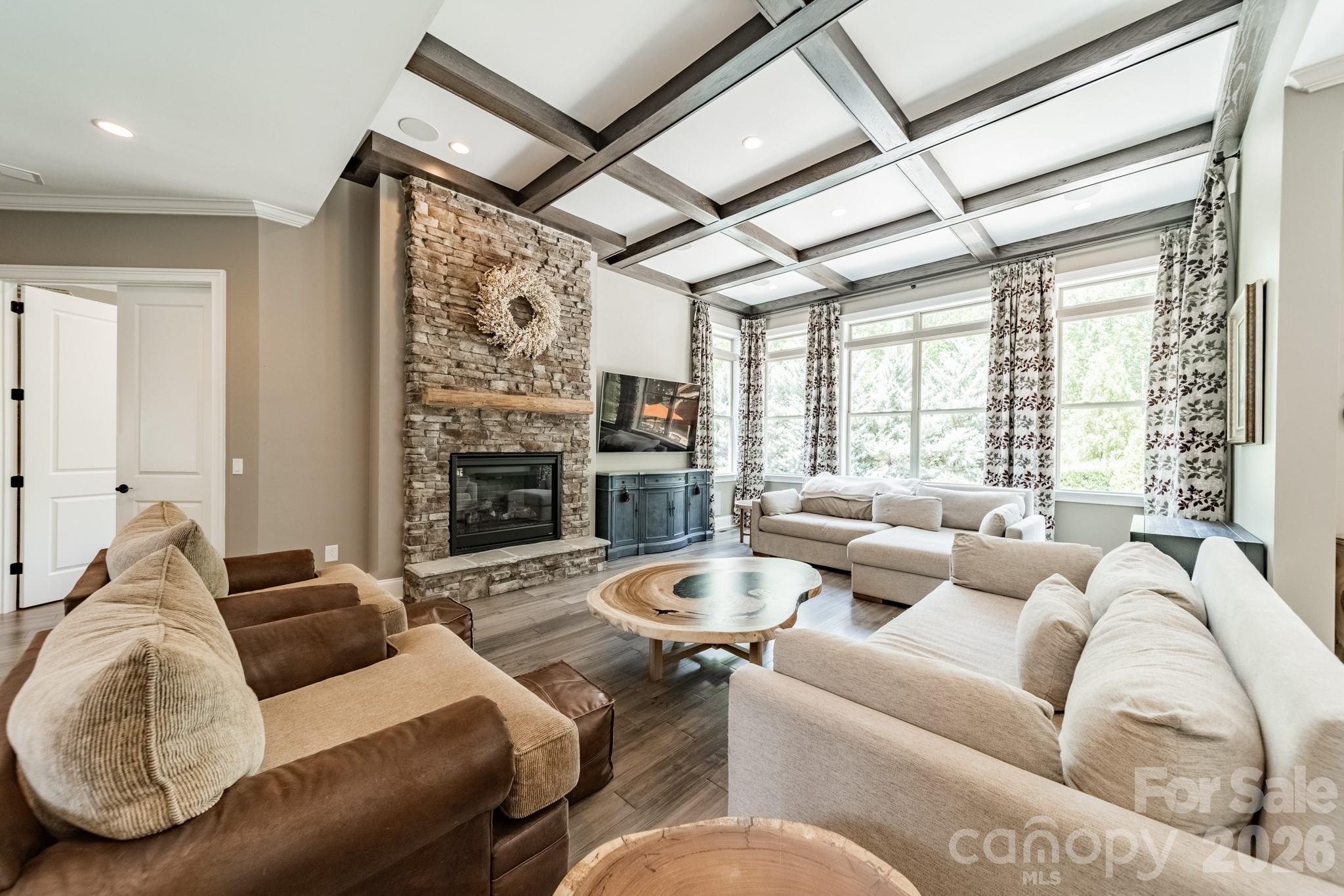435 Turtleback Ridge Property Photo 7