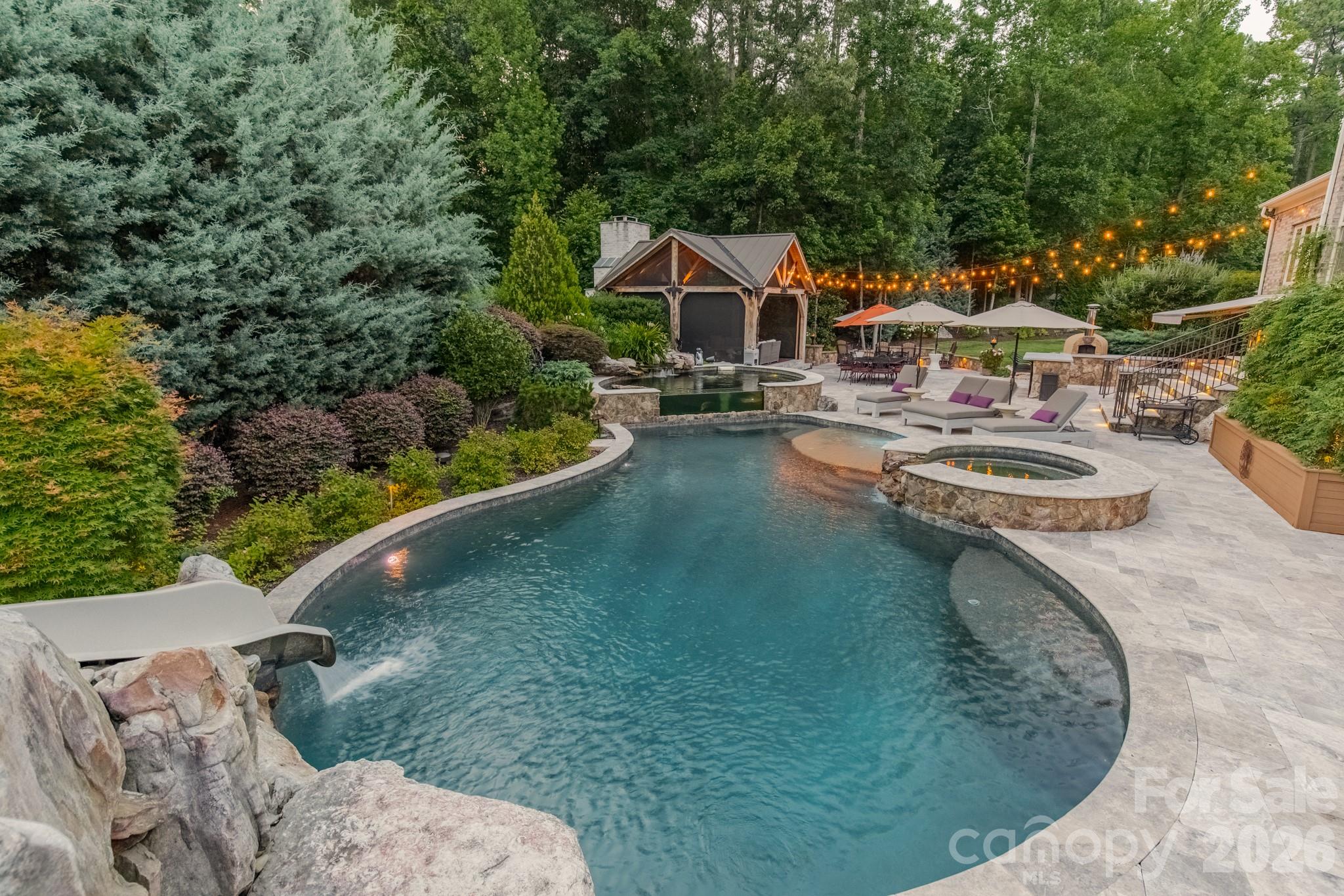 435 Turtleback Ridge Property Photo 35