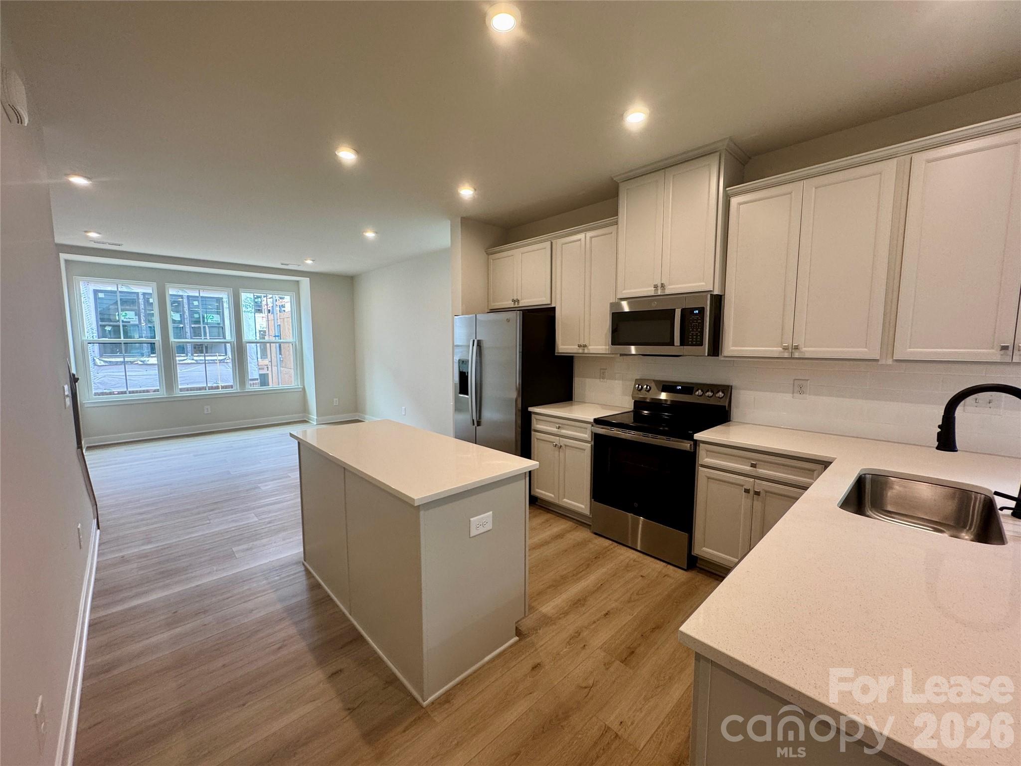 5021 Chinook Lane Property Photo 3